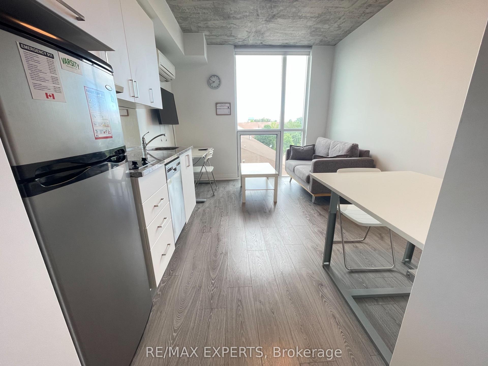 1900 Simcoe Street 518 #518 — photo 1