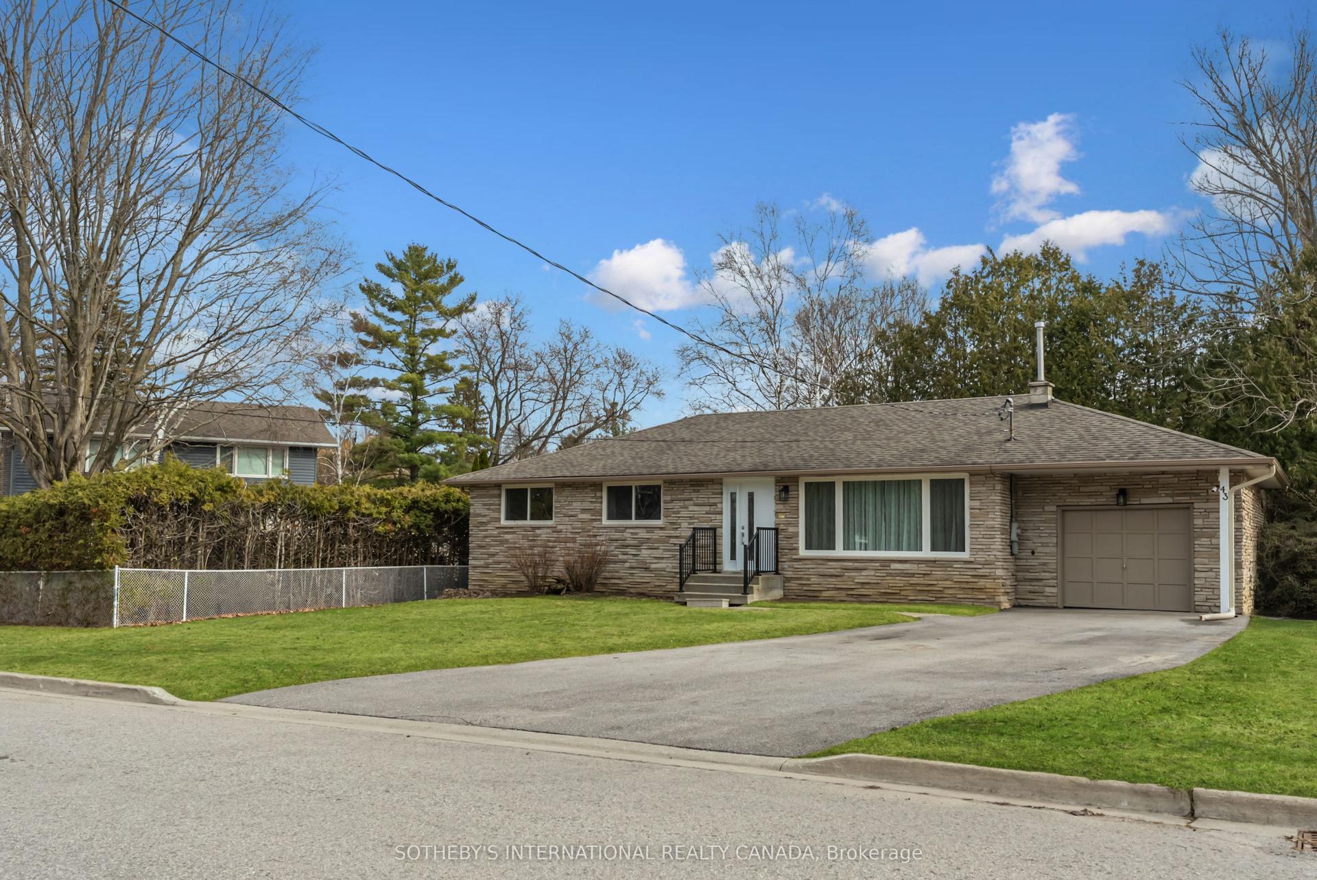 43 Northwood Road — photo 1