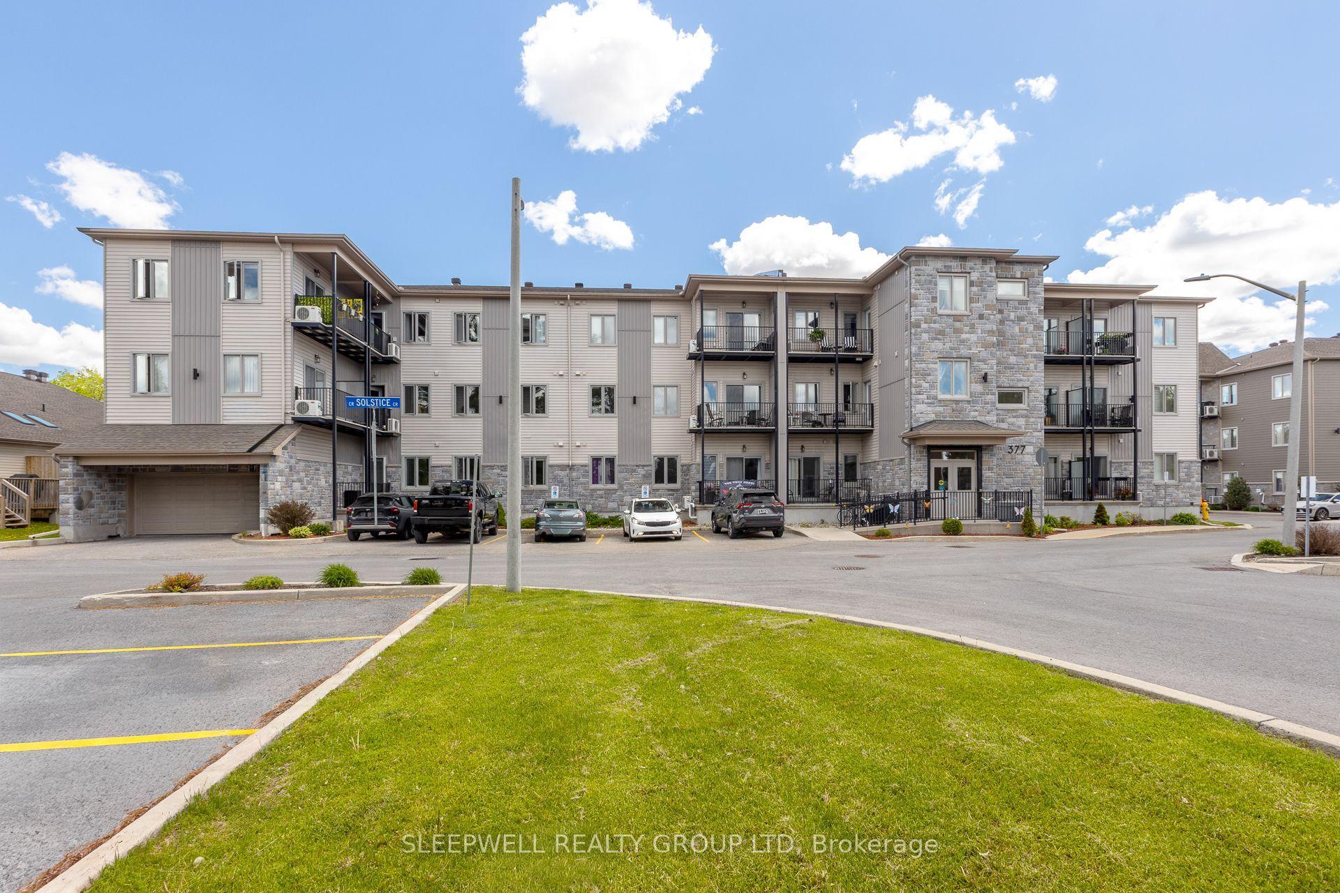 377 Solstice Crescent 204 #204, Russell — Multiplex for lease, photo 1