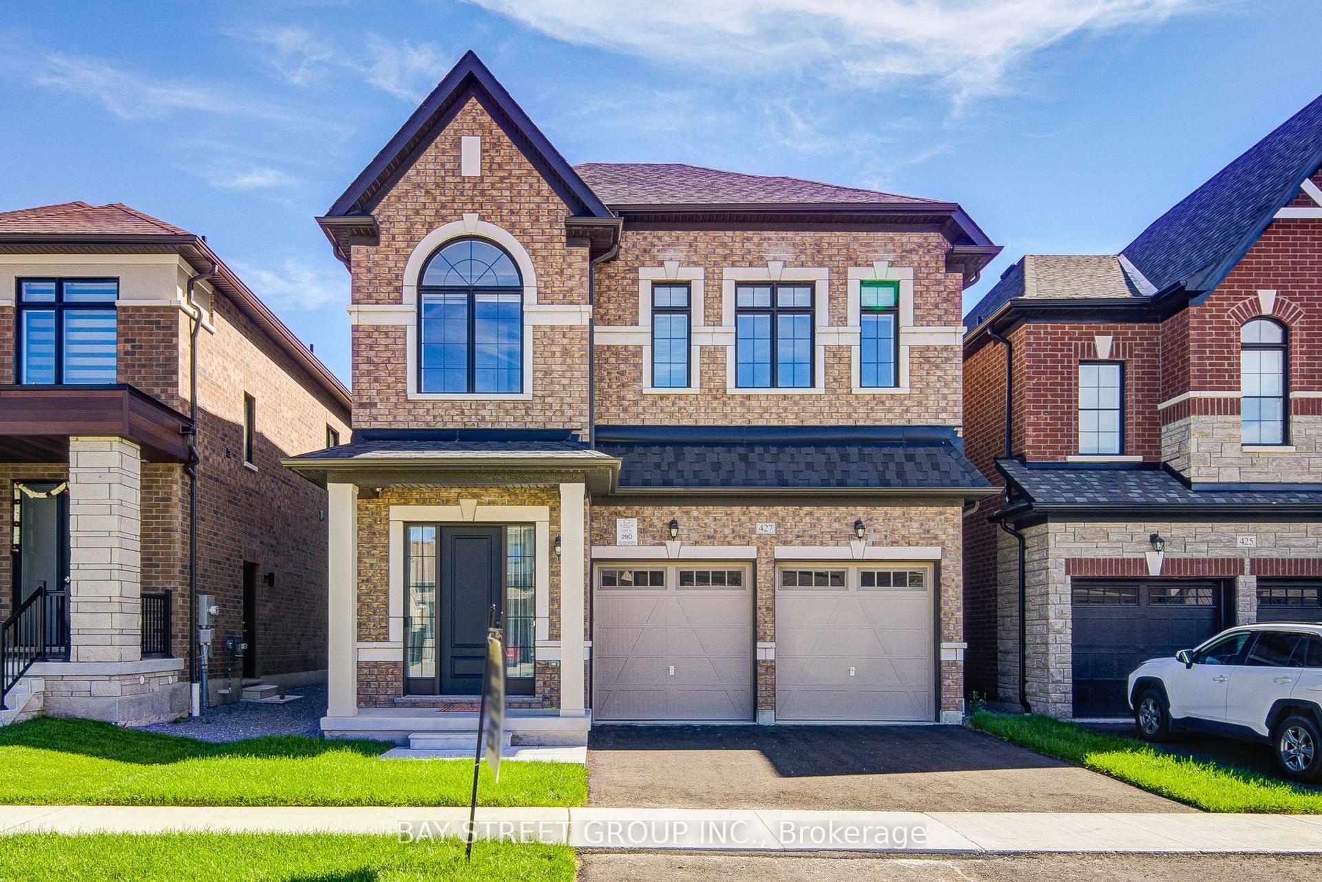 427 Coronation Road, Whitby — Detached for sale, photo 1