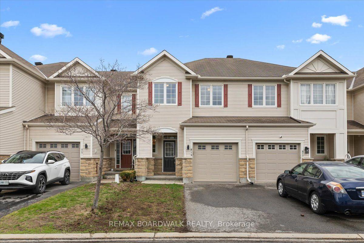 819 Kennacraig Private — photo 1