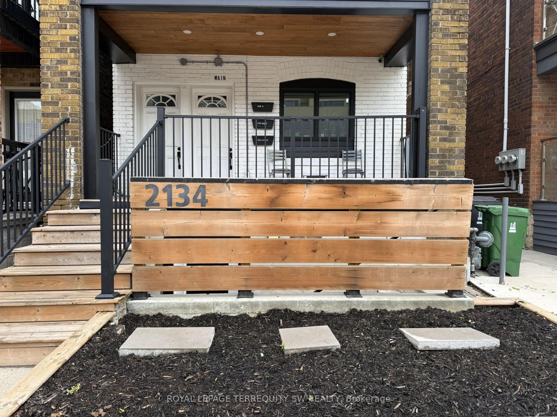 2134 Dundas Street W Unit 1 Lower #Unit 1 Lower, Toronto — Detached for lease, photo 1