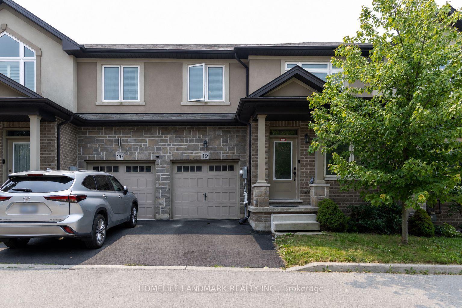 421 Kitty Murray Lane 19 #19, Hamilton — Townhouse for sale, photo 1