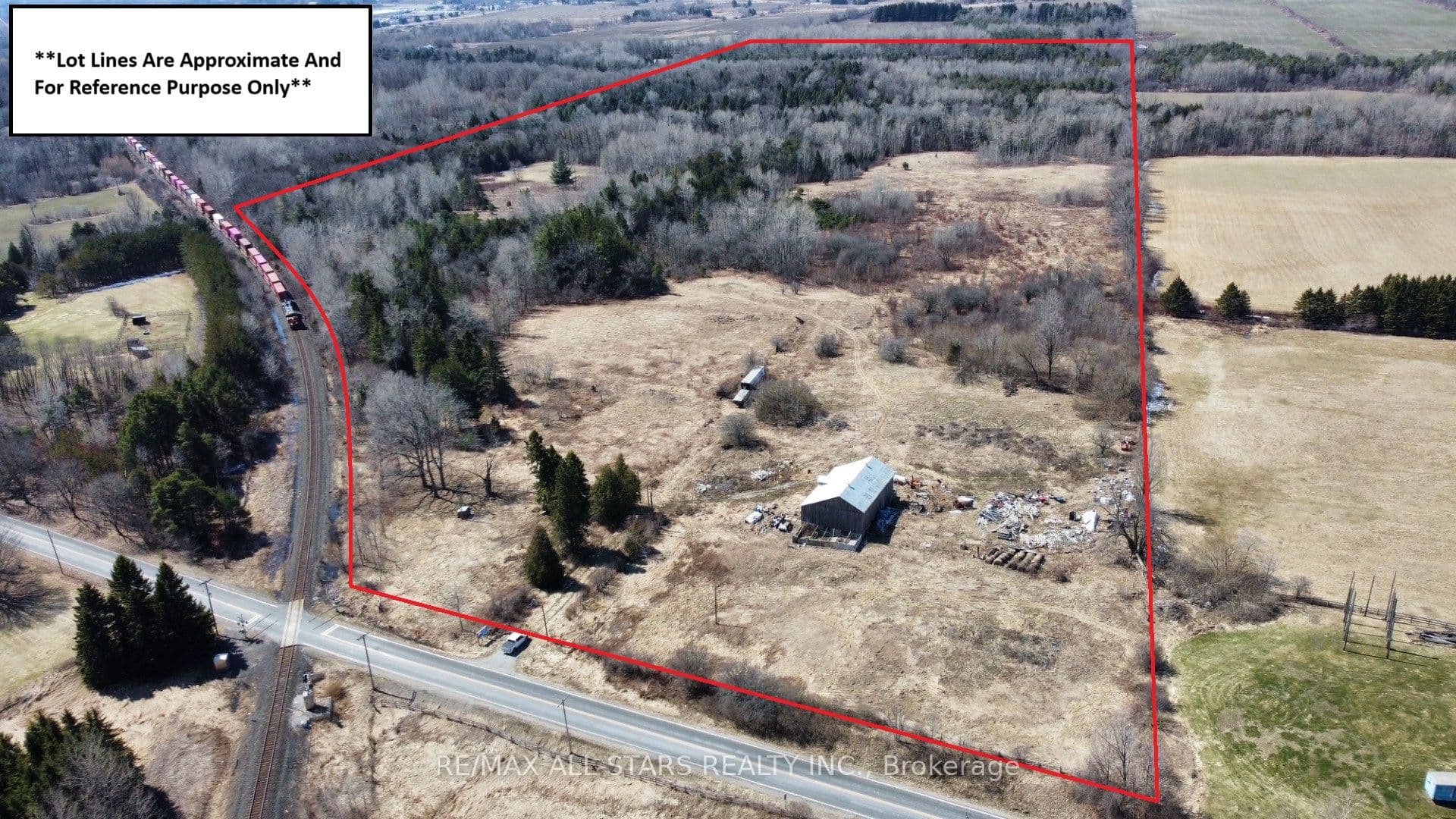 15672 Warden Avenue — photo 1