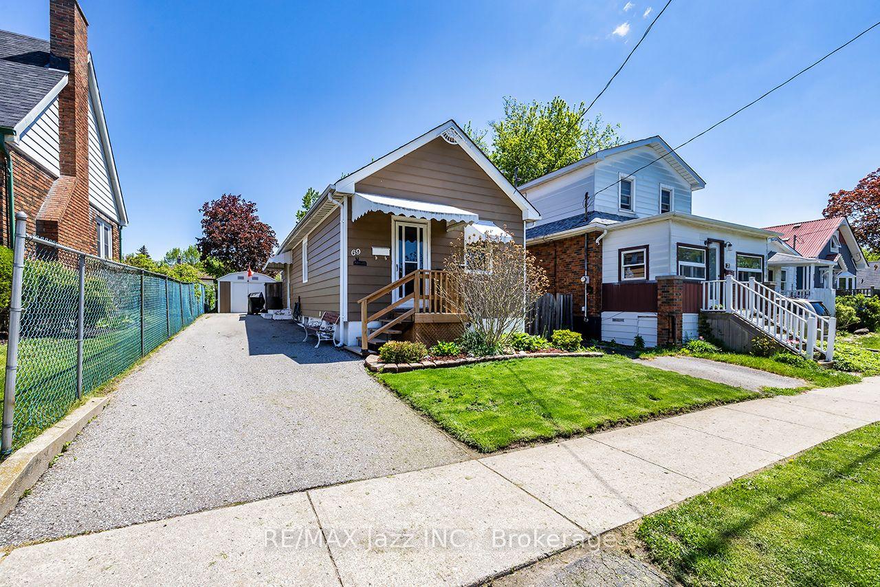 69 Westmount Street — photo 1