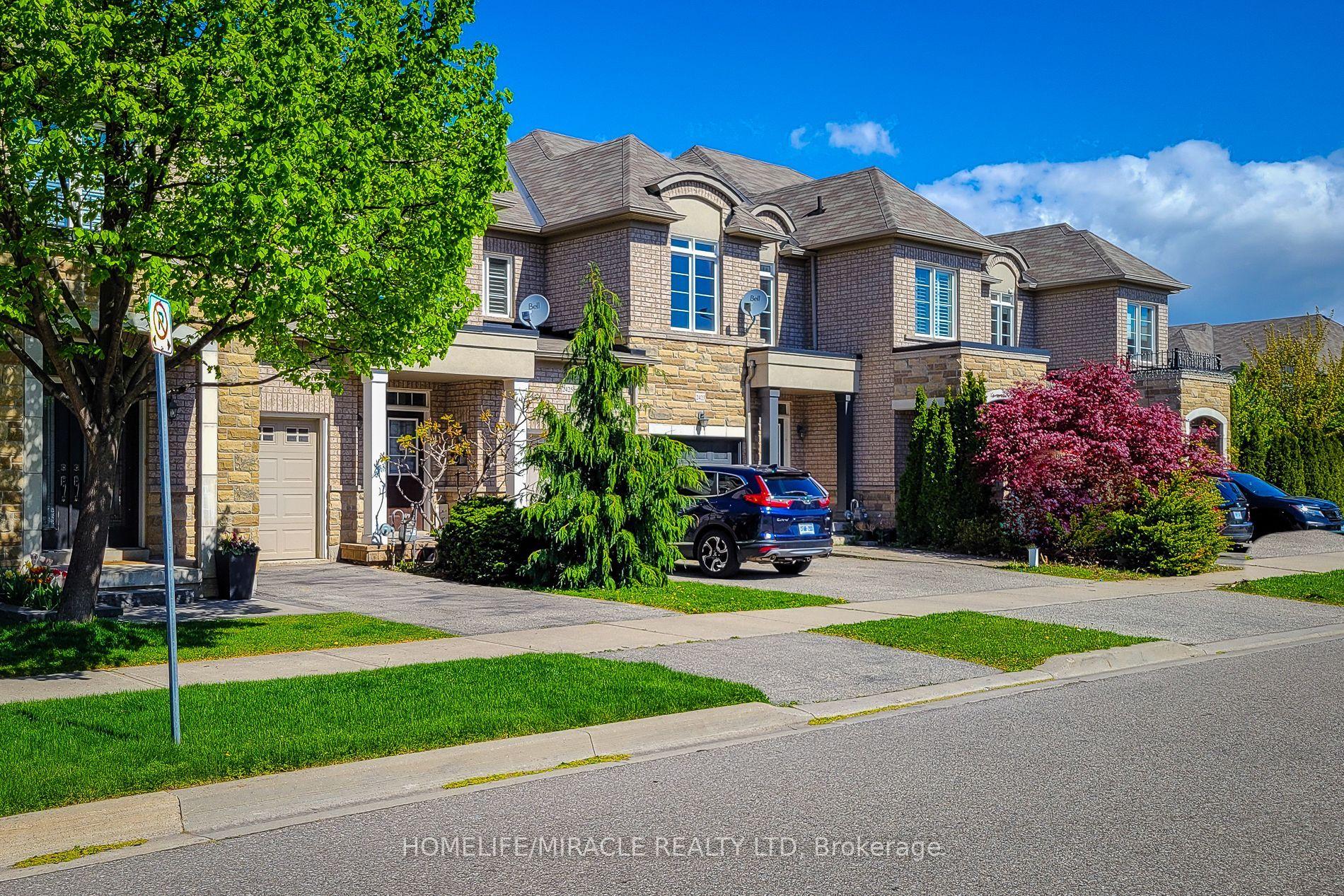 2423 Montagne Avenue — photo 1