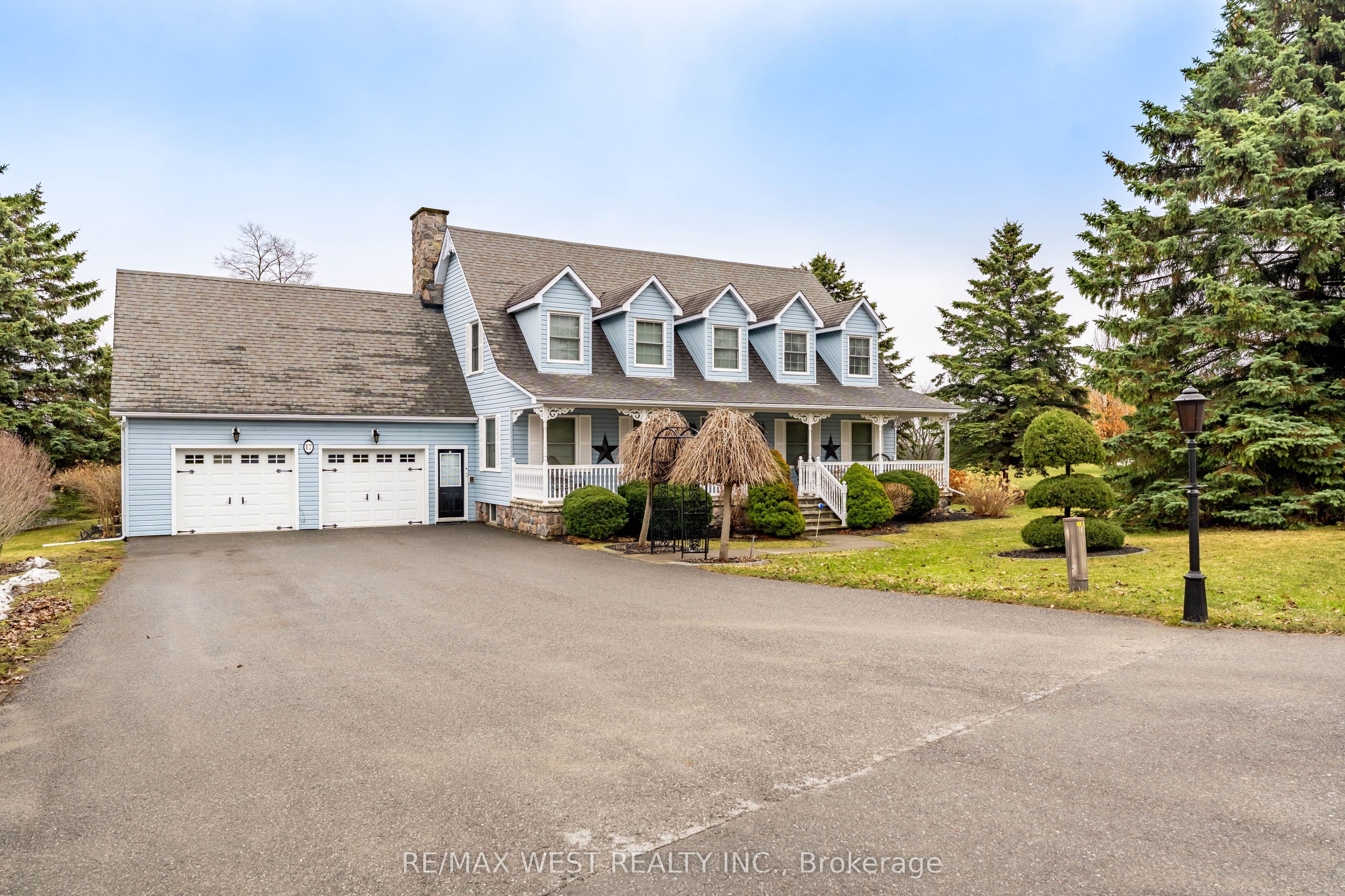 17 Forest Hill Drive — photo 1