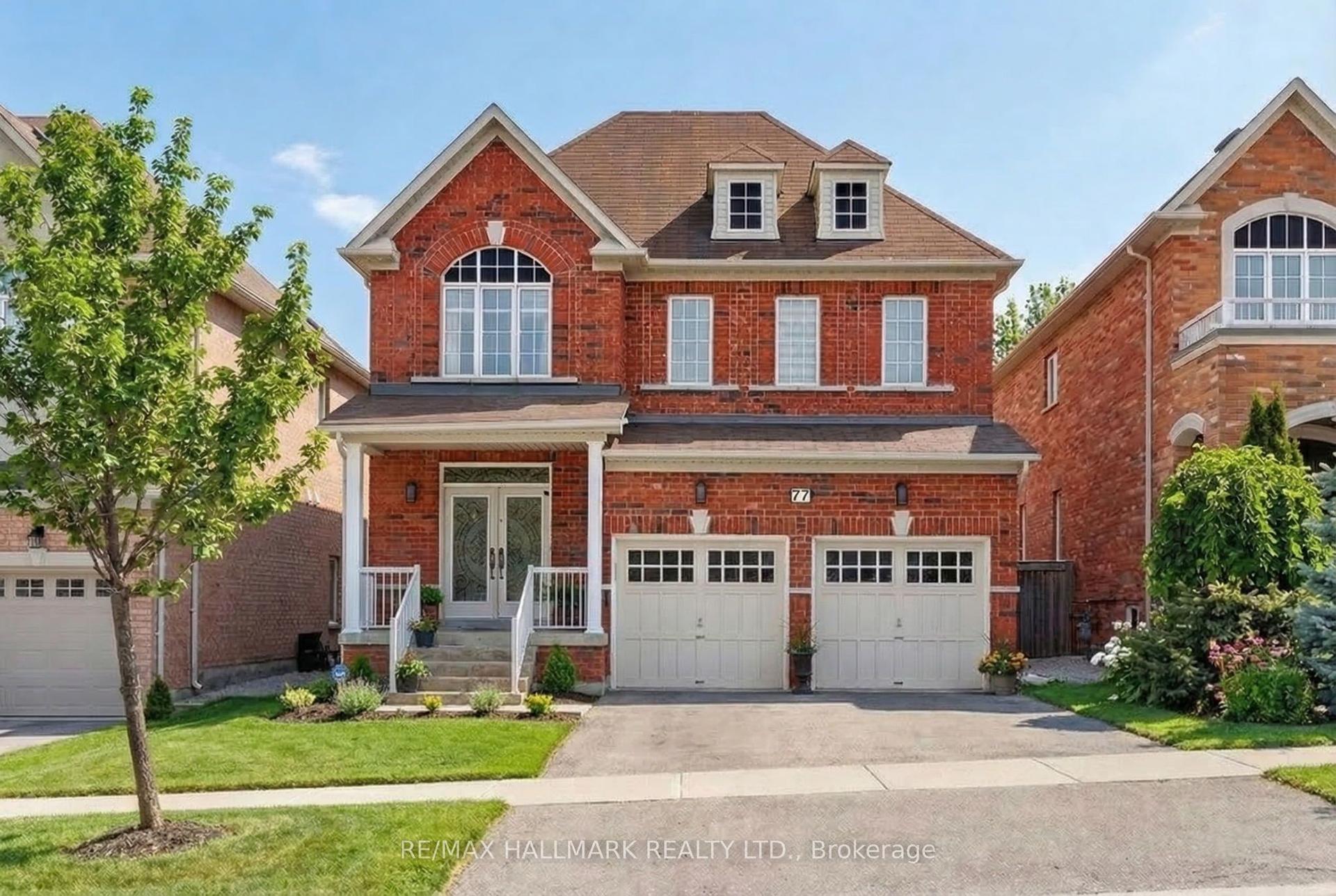 77 Maurier Boulevard — photo 1