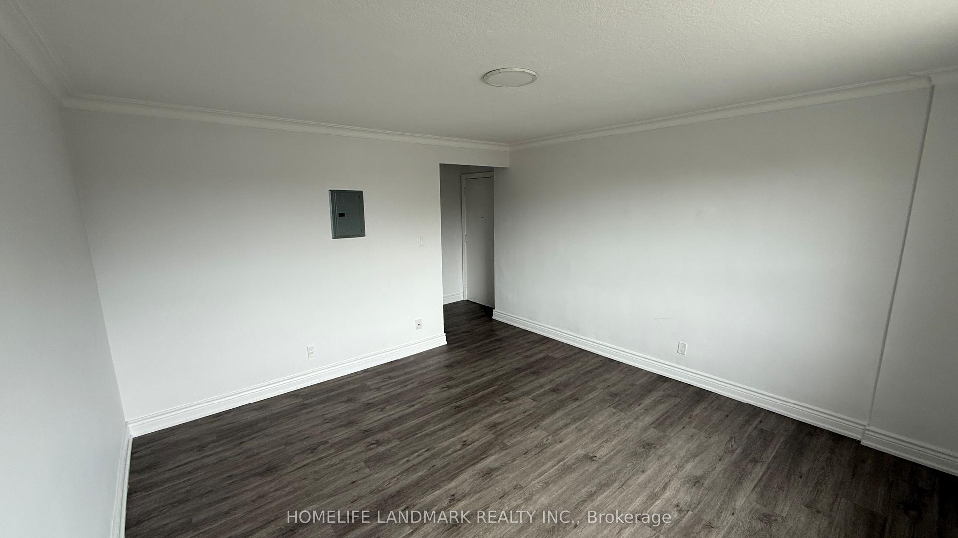 676 Mount Pleasant Road Unit 206 #Unit 206 — photo 1