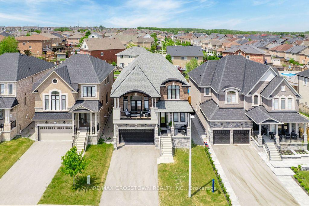 1376 Lawson Street — photo 1