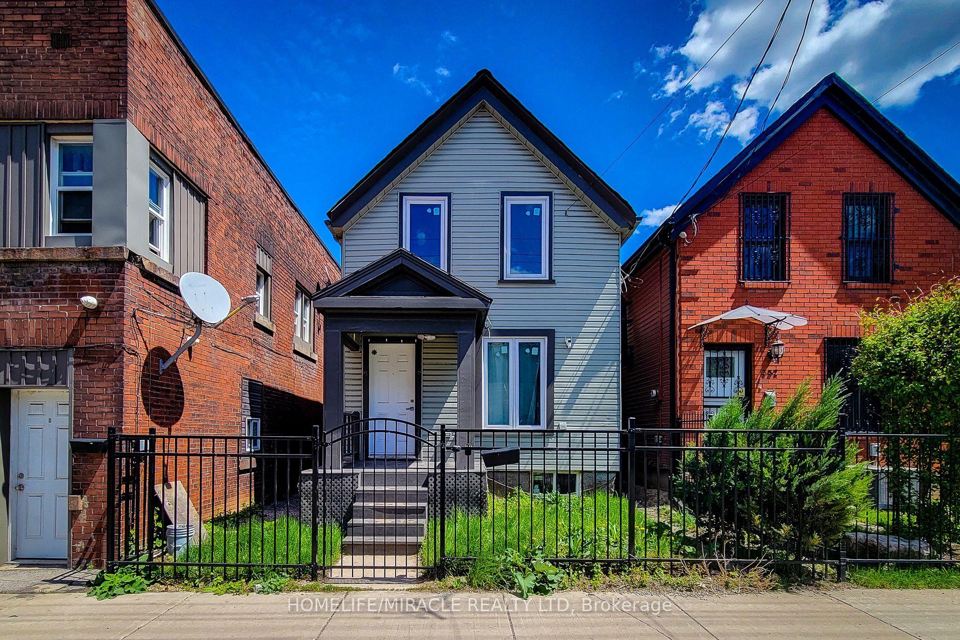 334 Gage Avenue — photo 1