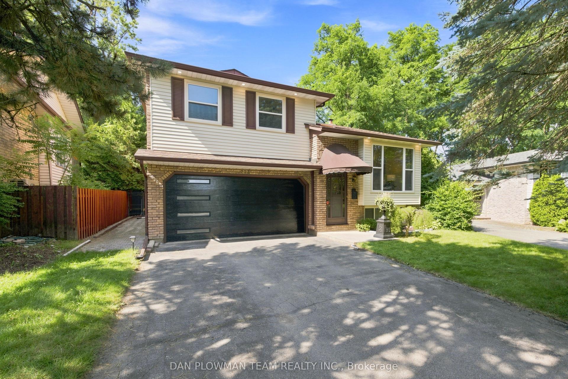 733 Tarn Court, Oshawa — Detached for sale, photo 1