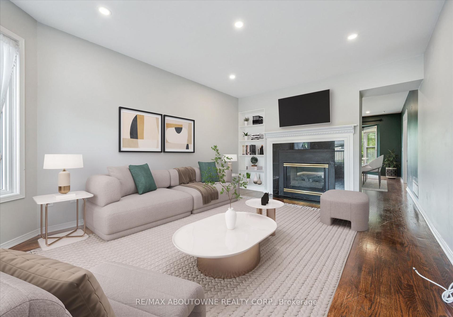 2456 Sixth Line, Oakville — Detached for sale, photo 1