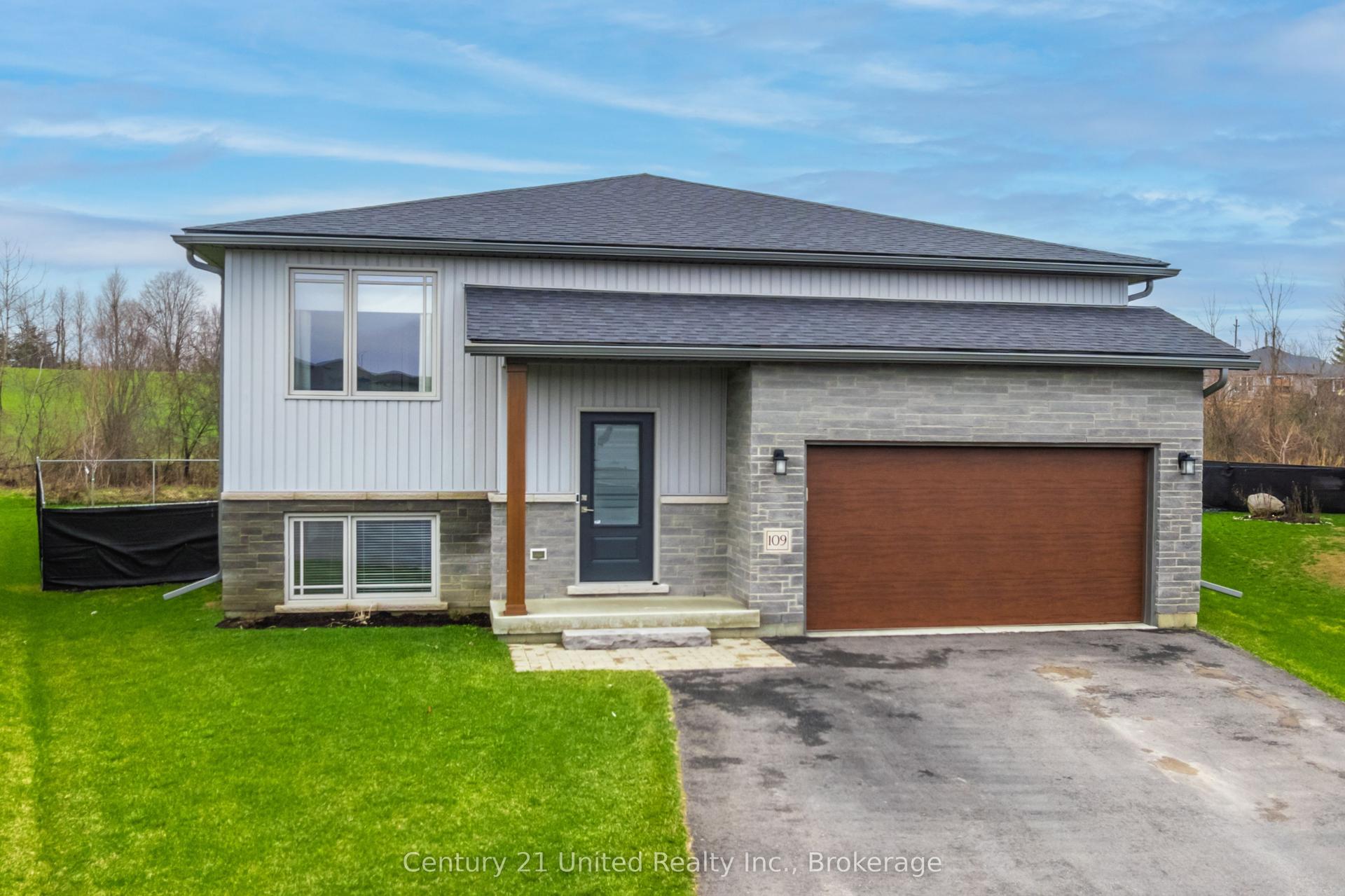 109 Meagan Lane, Quinte West — Detached for sale, photo 1