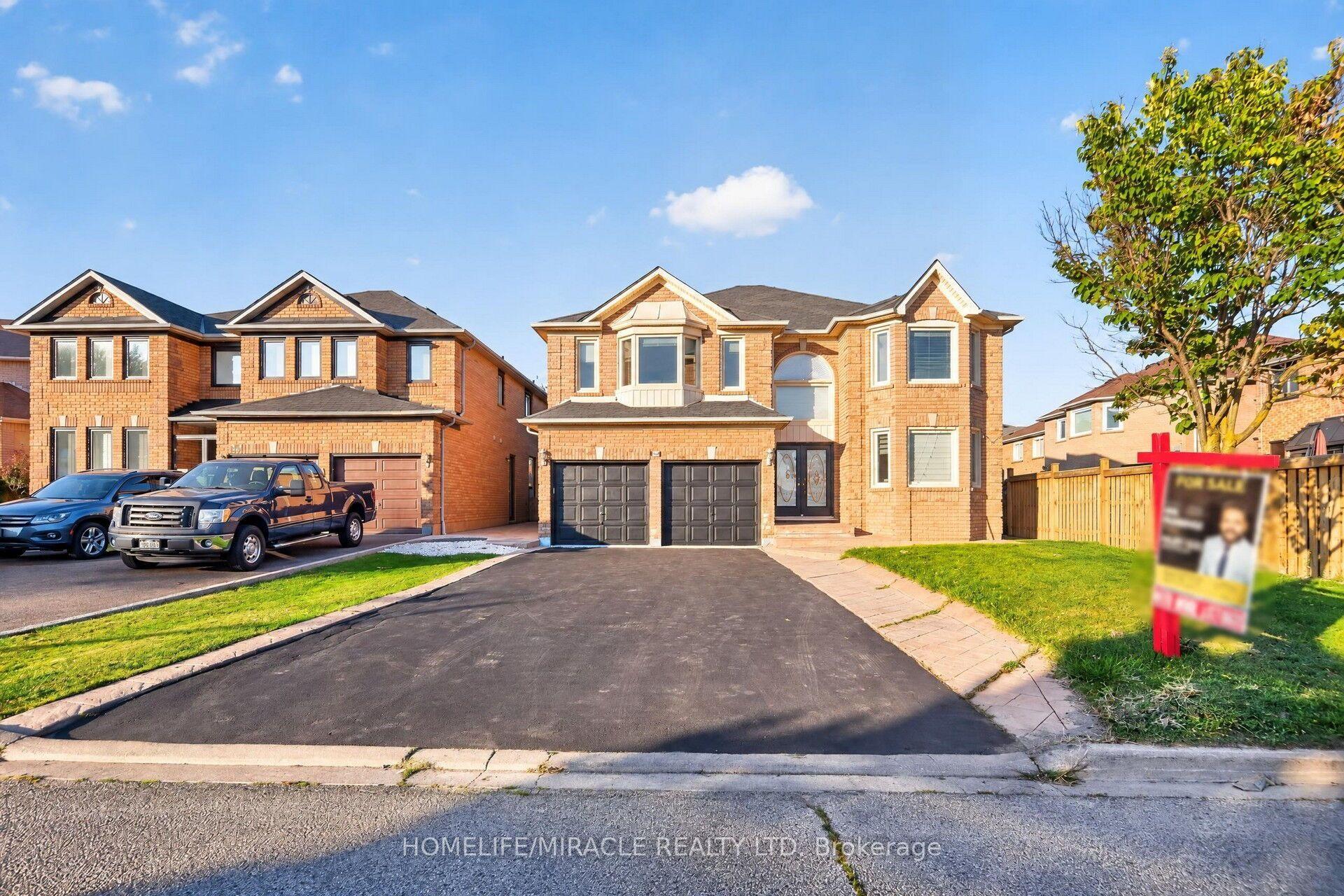 32 Gold Tree Street, Brampton — Detached for sale, photo 1