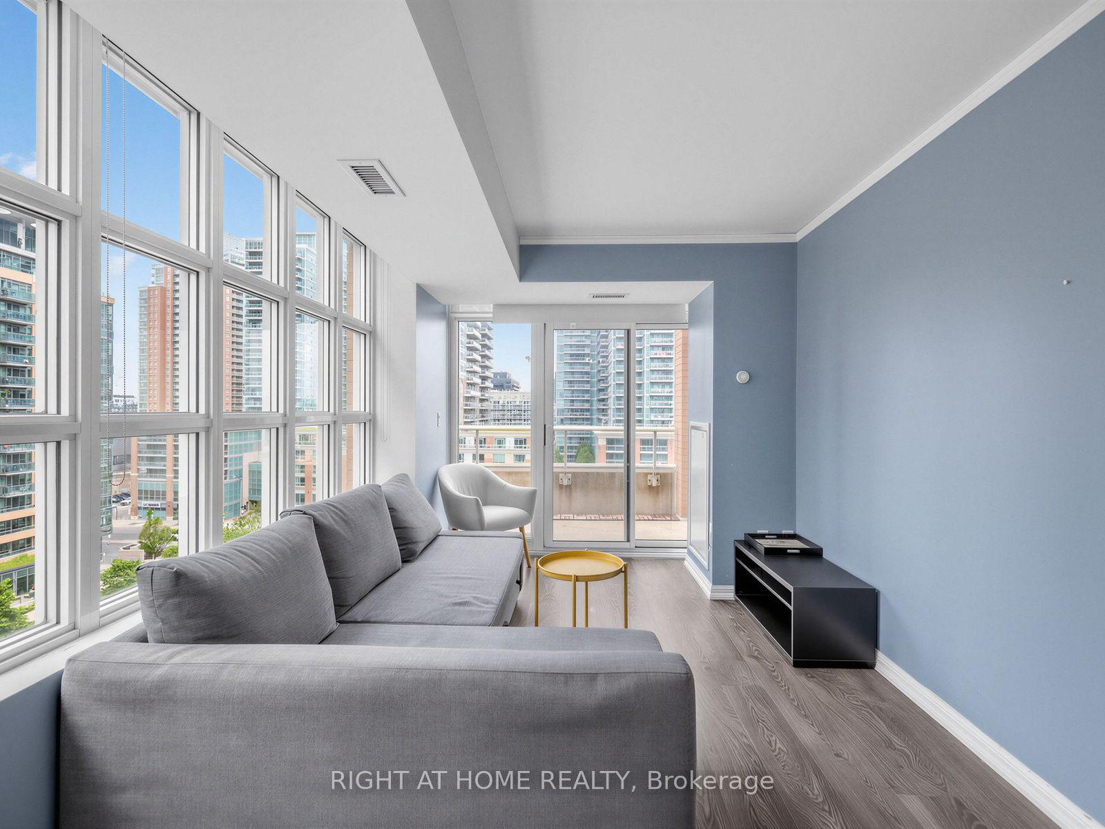 65 East Liberty Street 1012 #1012 — photo 1