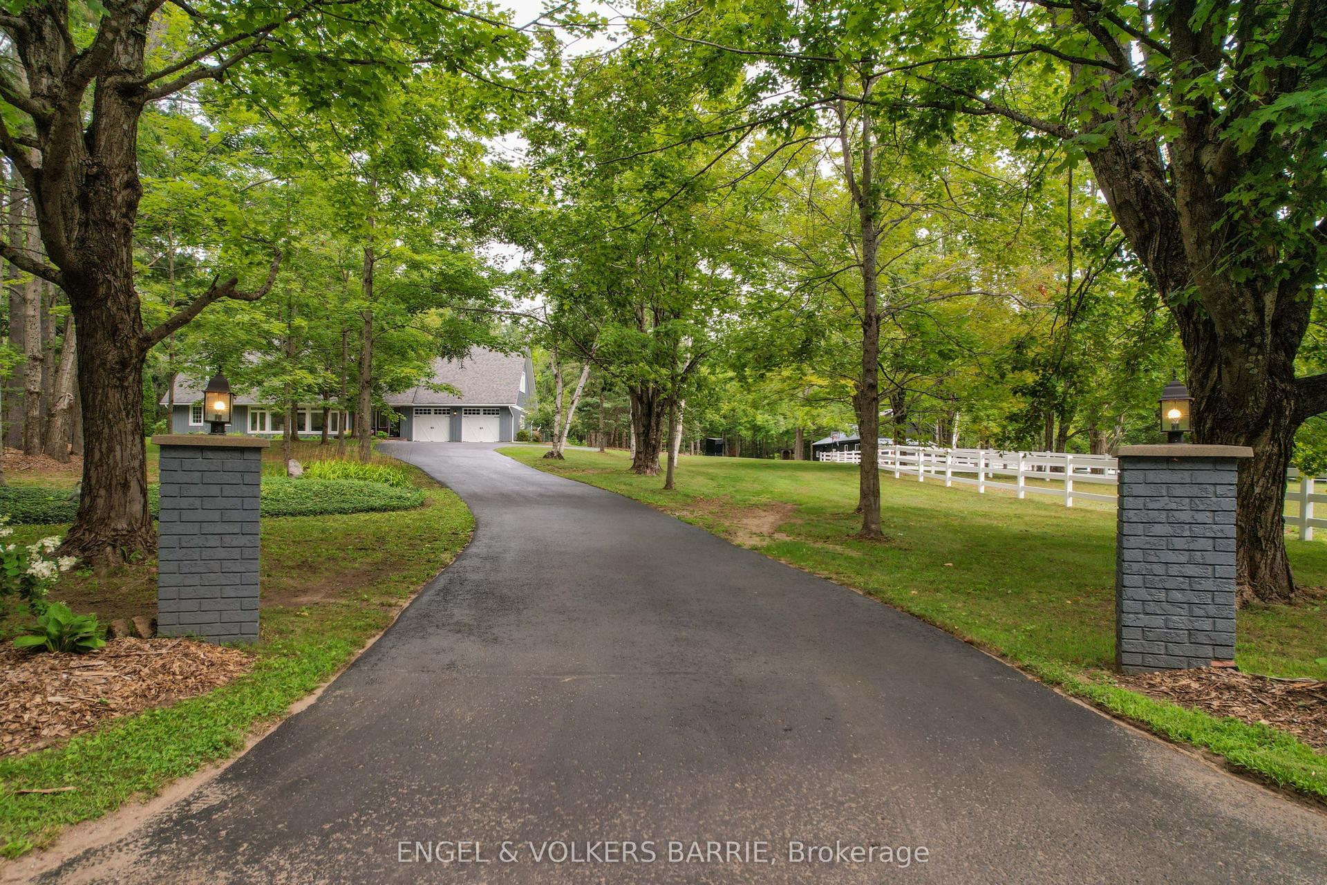 1304 Bass Lake Side Road W, Oro-Medonte — Detached for sale, photo 1