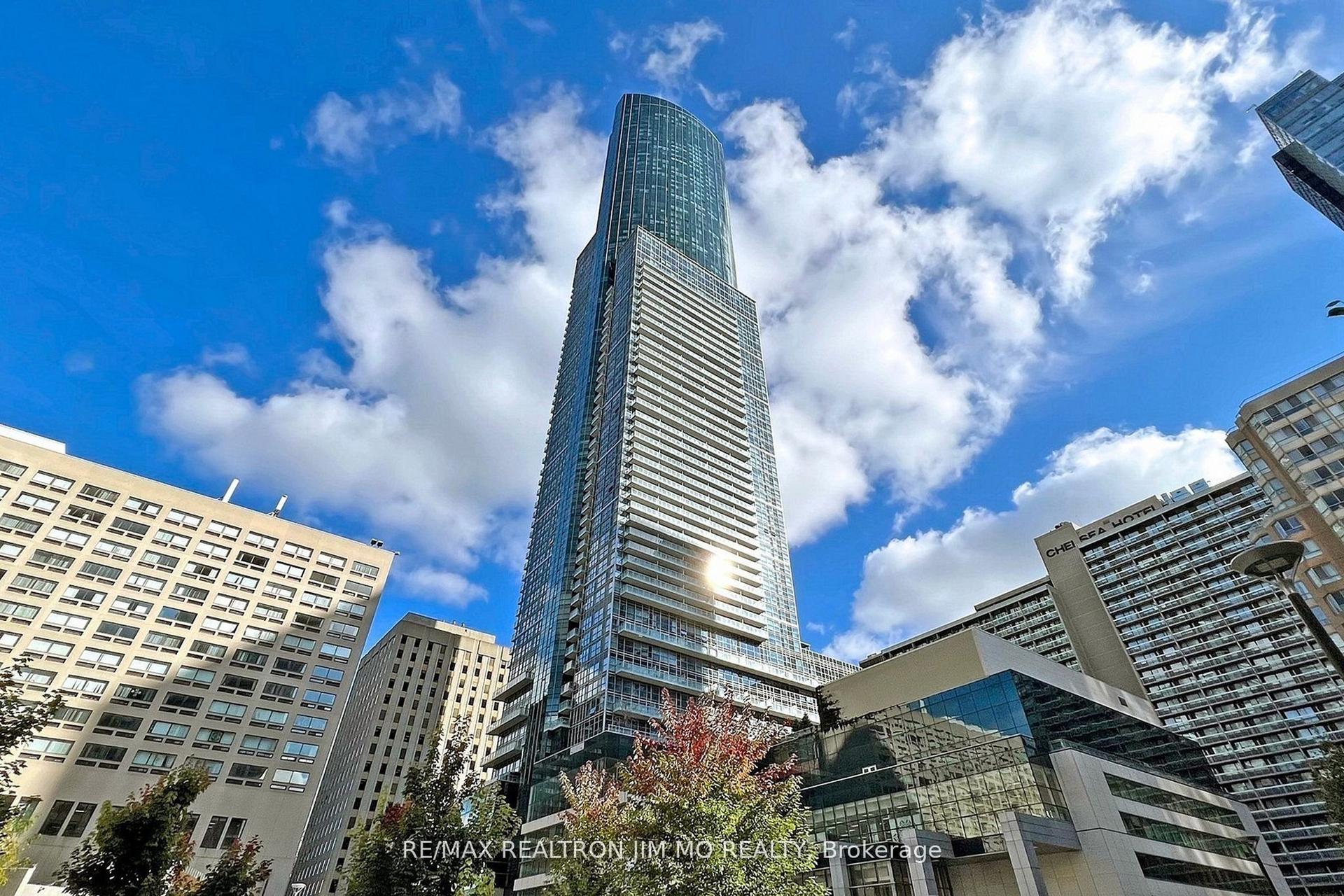 386 Yonge Street 2508 #2508 — photo 1