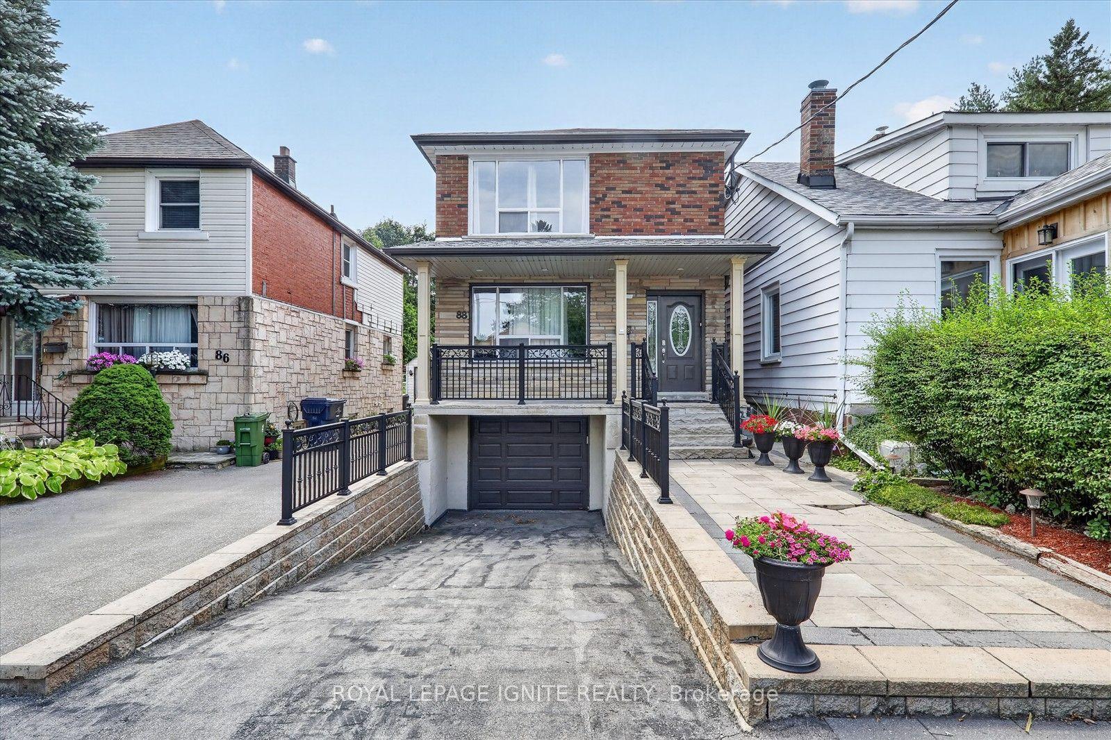 88 South Edgely Avenue Upper #Upper, Toronto — Detached for lease, photo 1