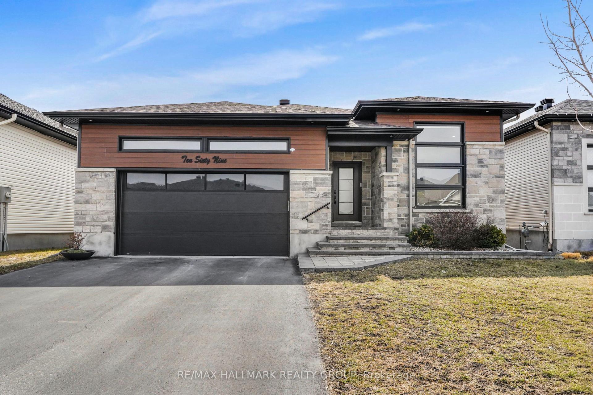 1069 DIAMOND Street — photo 1