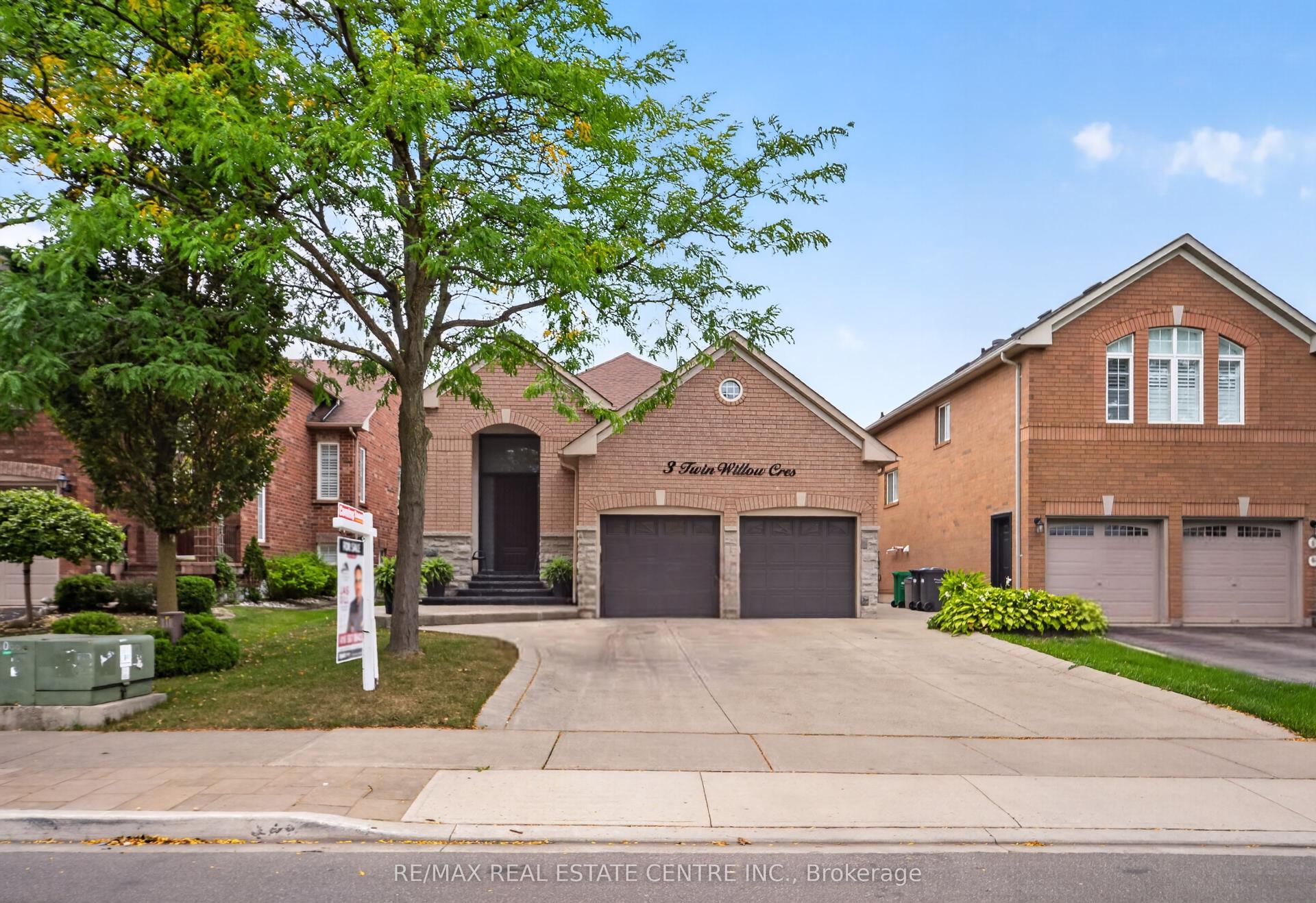 3 Twin Willow Crescent, Brampton — Detached for sale, photo 1