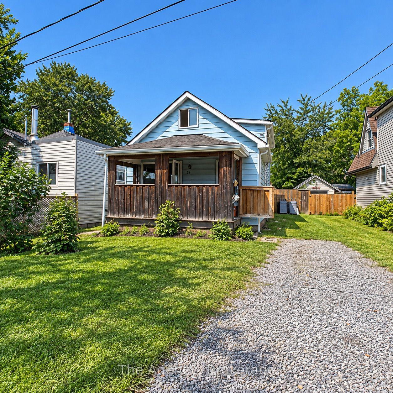 17 Patricia Avenue, Welland — Detached for sale, photo 1