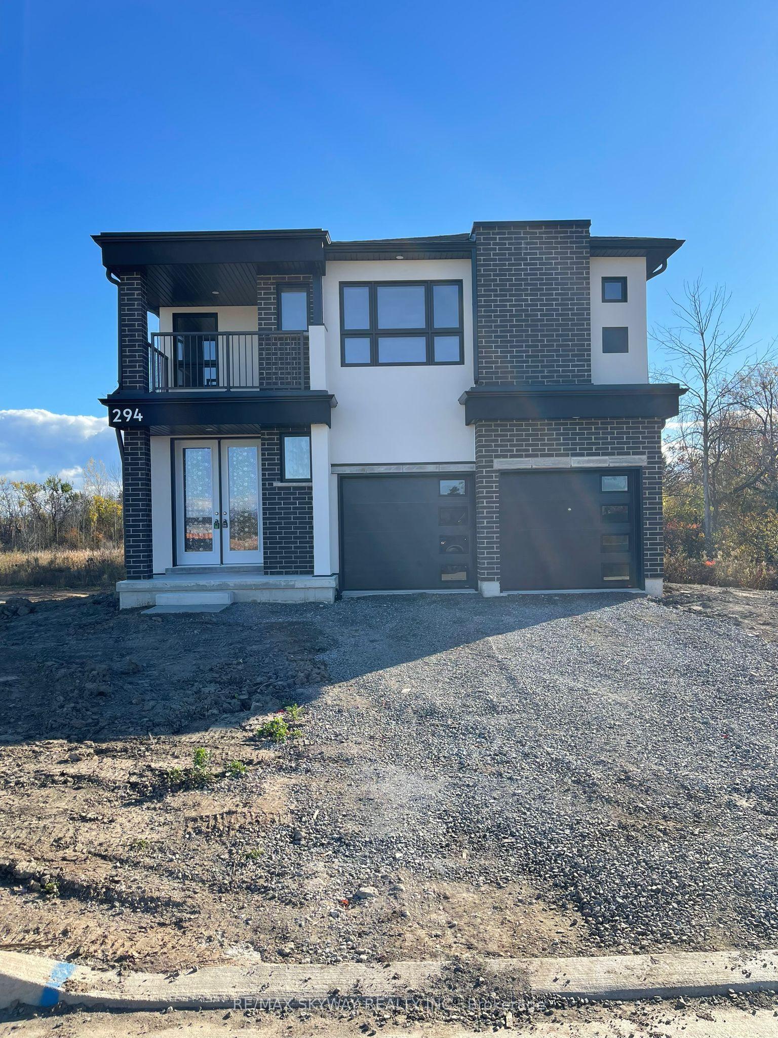 294 Wellandvale Drive, Welland — Detached for lease, photo 1