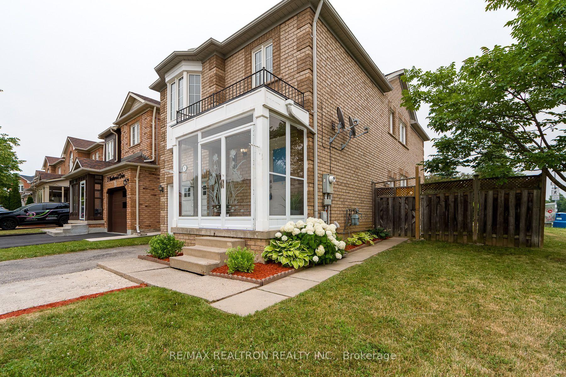 1 Heathwood Drive, Brampton — Detached for sale, photo 1