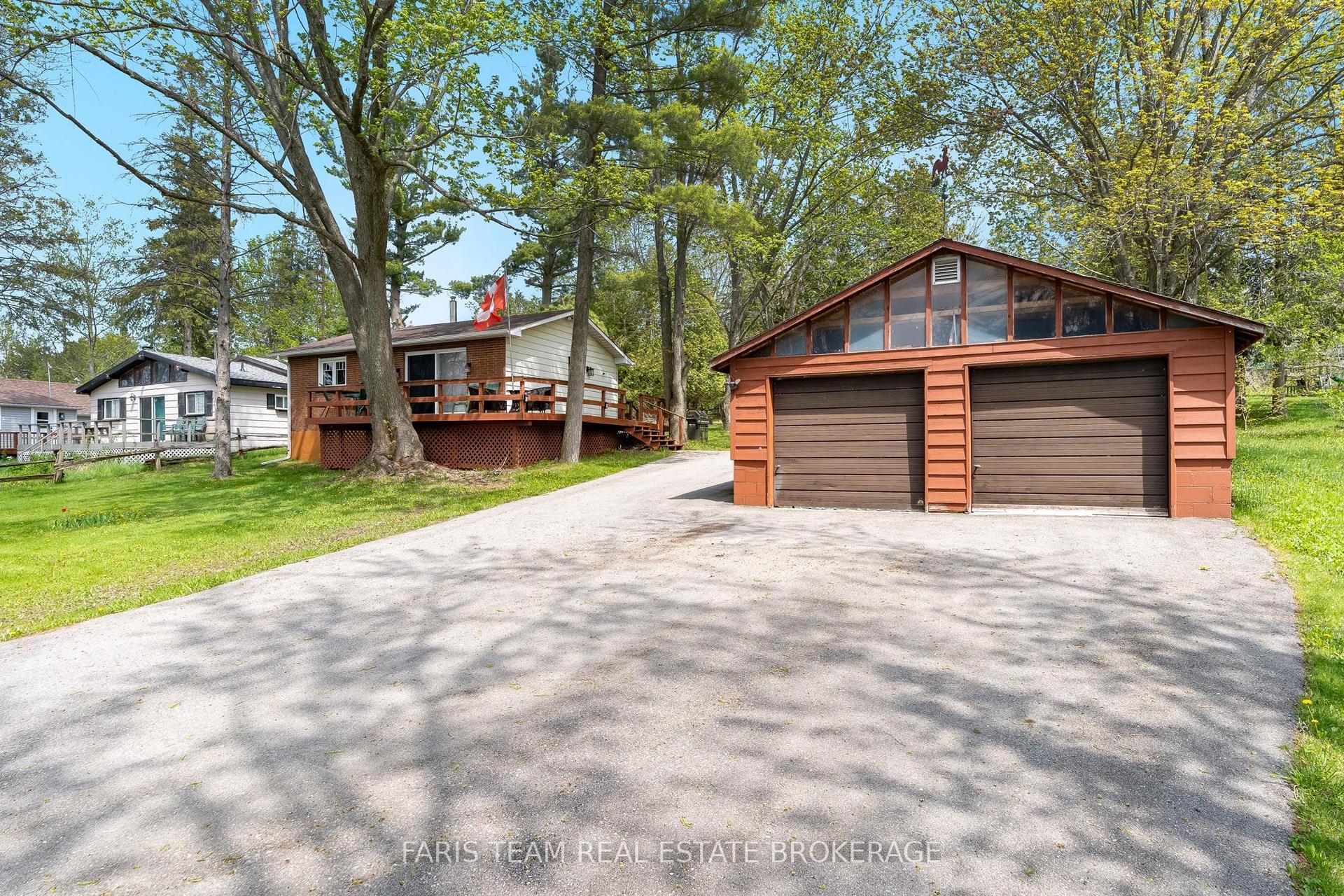 224 Lake Dalrymple Road — photo 1