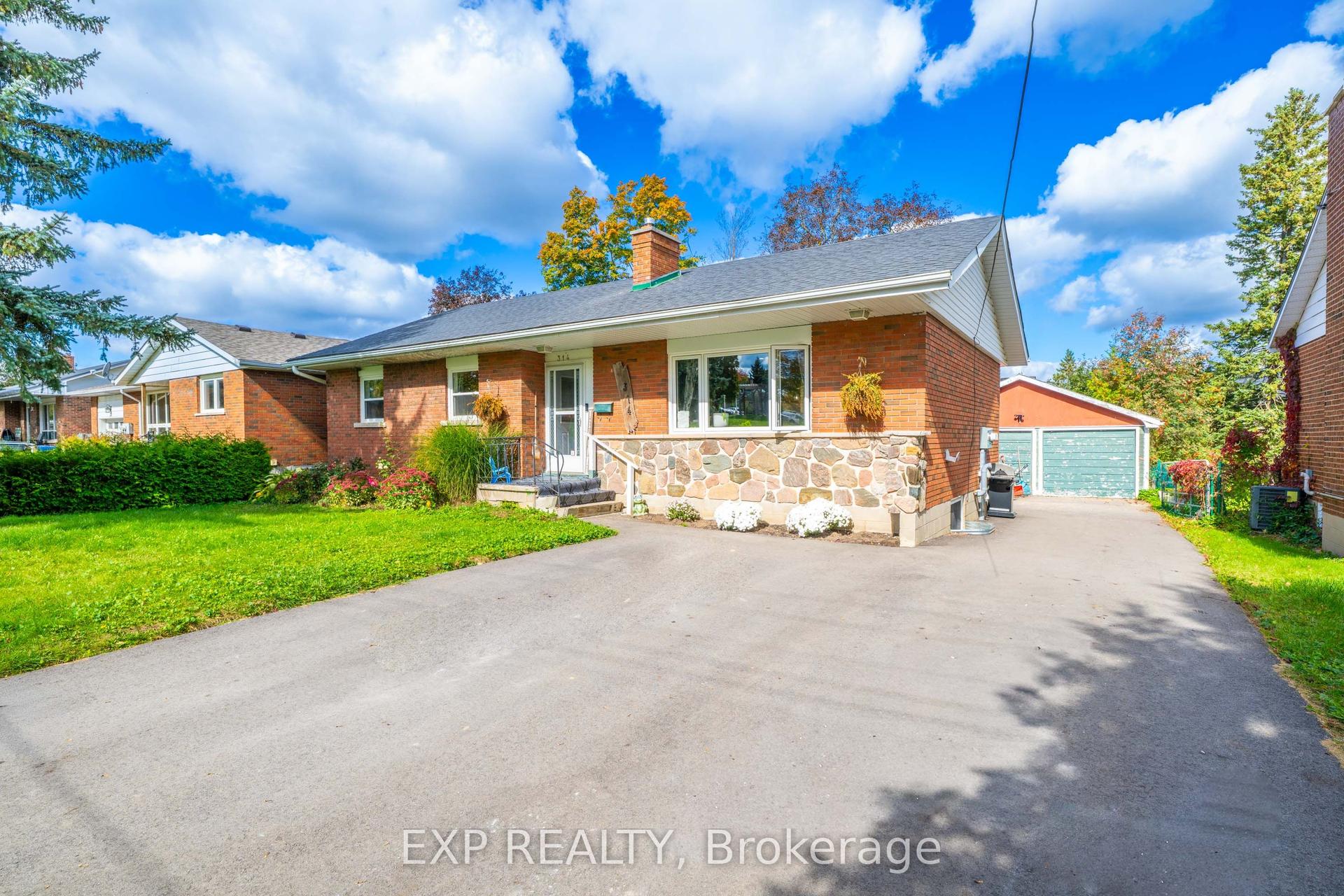 314 First Avenue E (LOWER LEVEL) #(LOWER LEVEL), Shelburne — Detached for lease, photo 1