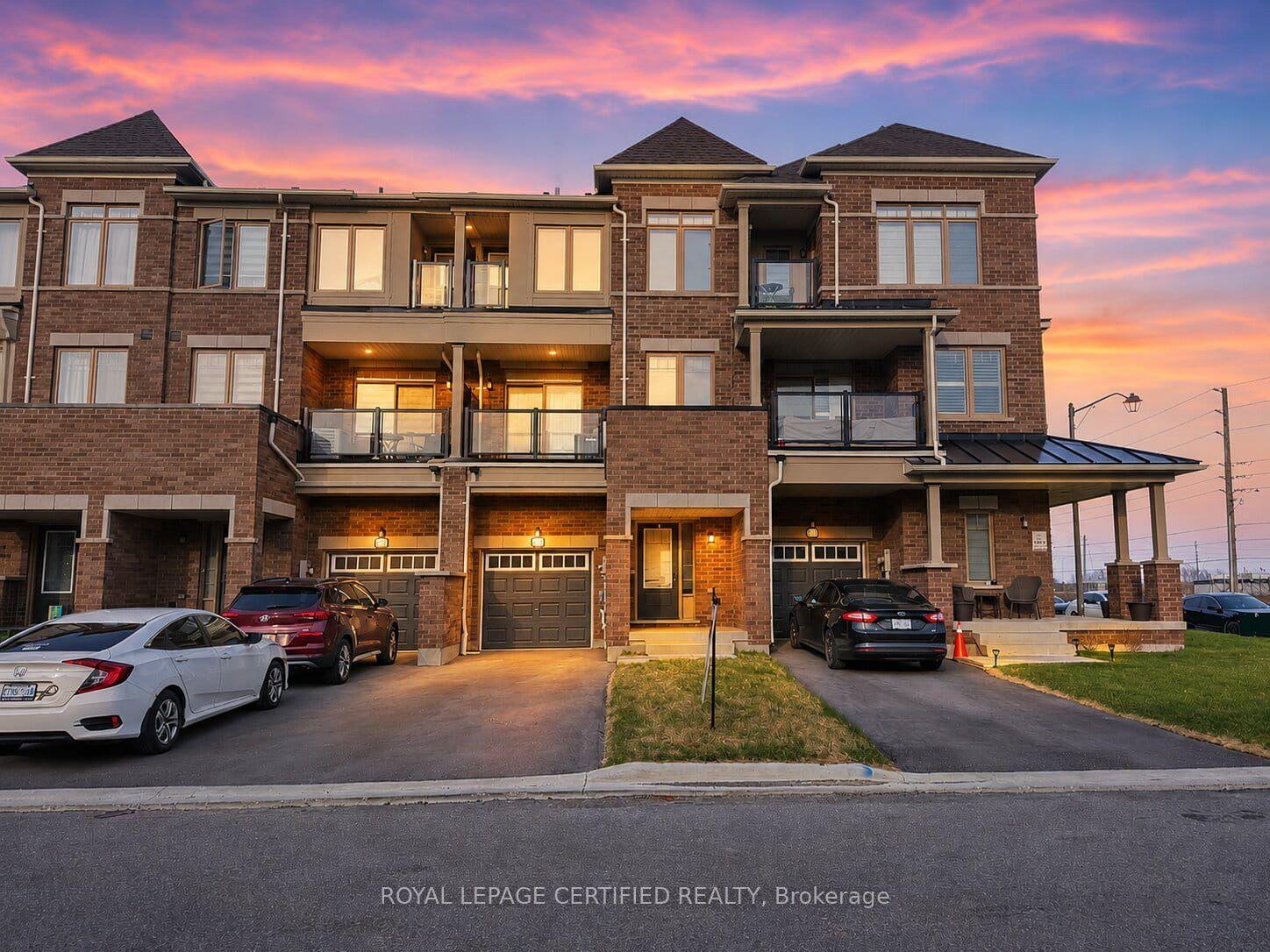 2013 Cameron Lott Crescent — photo 1