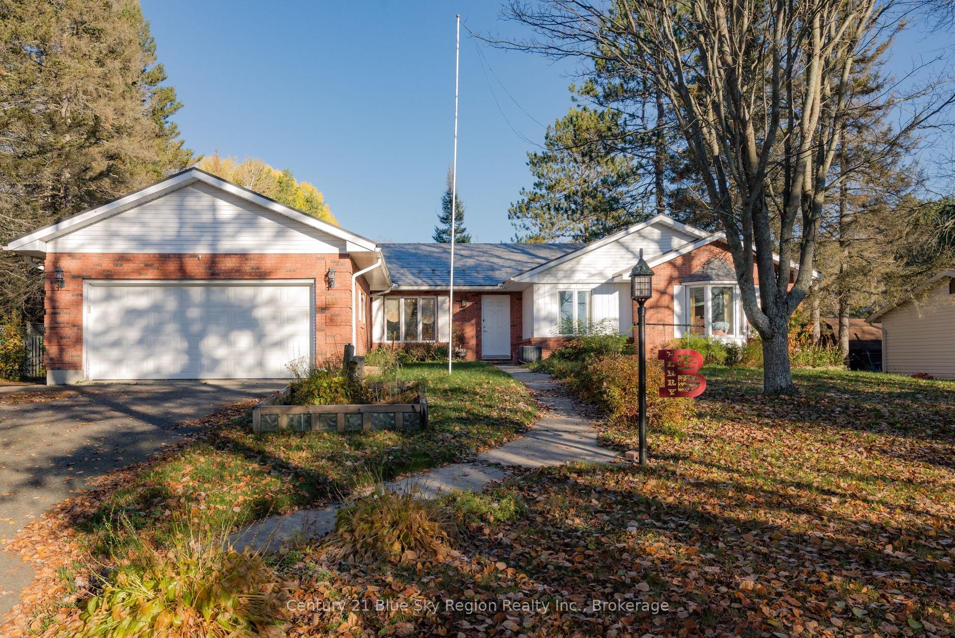 12 Robert Street — photo 1