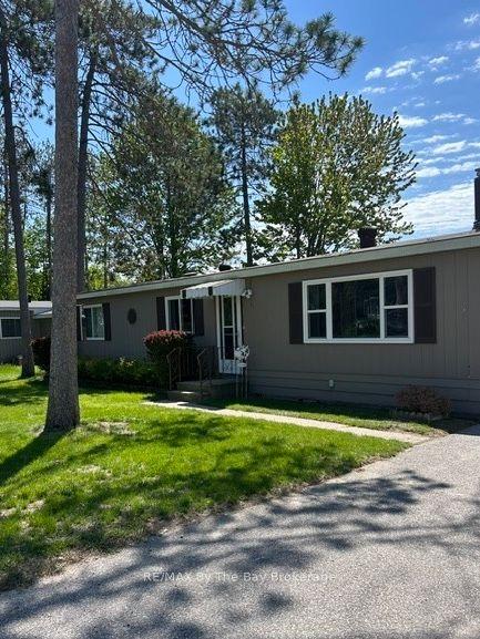 3 Golf Avenue, Wasaga Beach — Detached for sale, photo 1