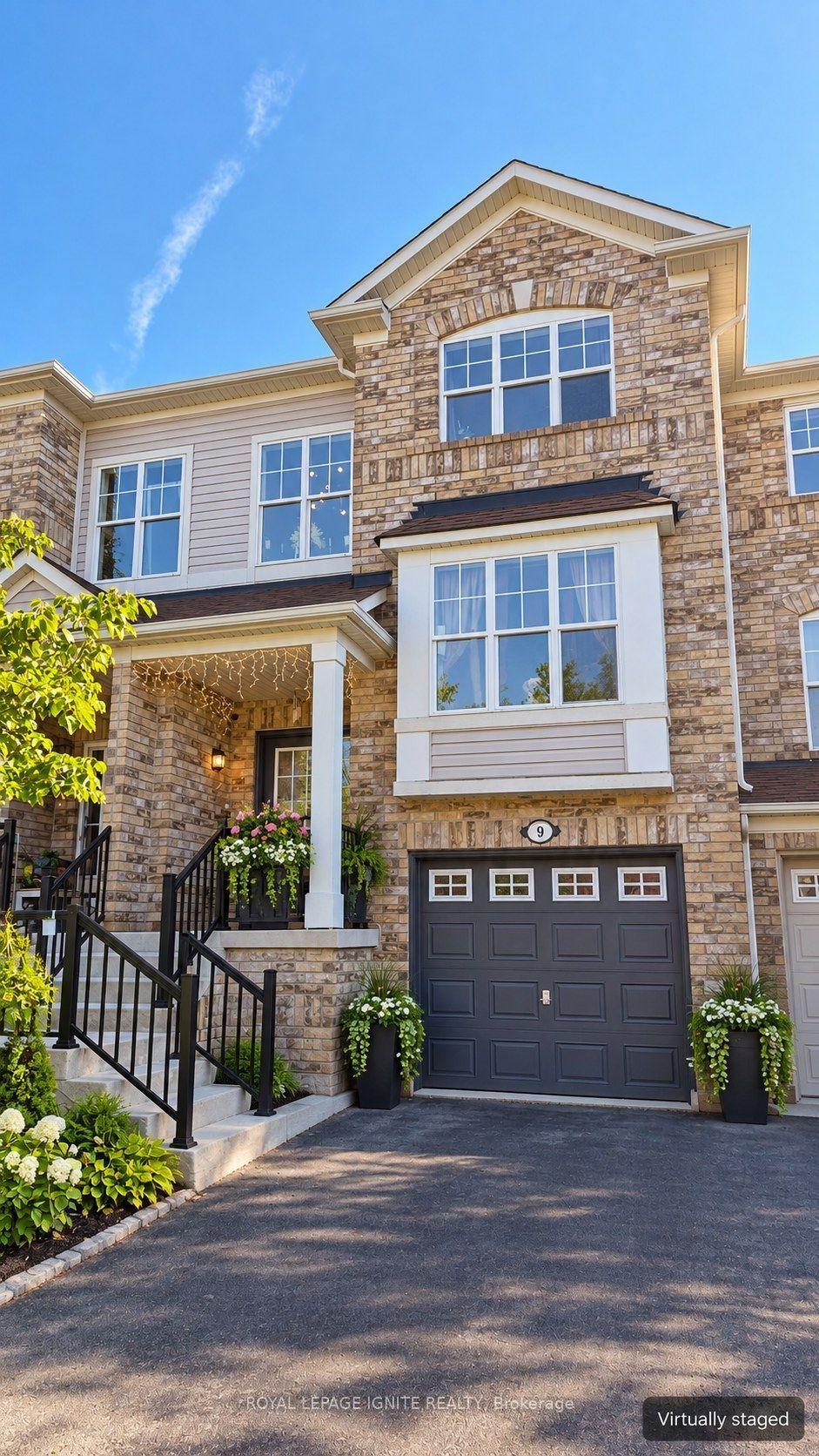 9 Trailview Terrace, Toronto — Townhouse for sale, photo 1
