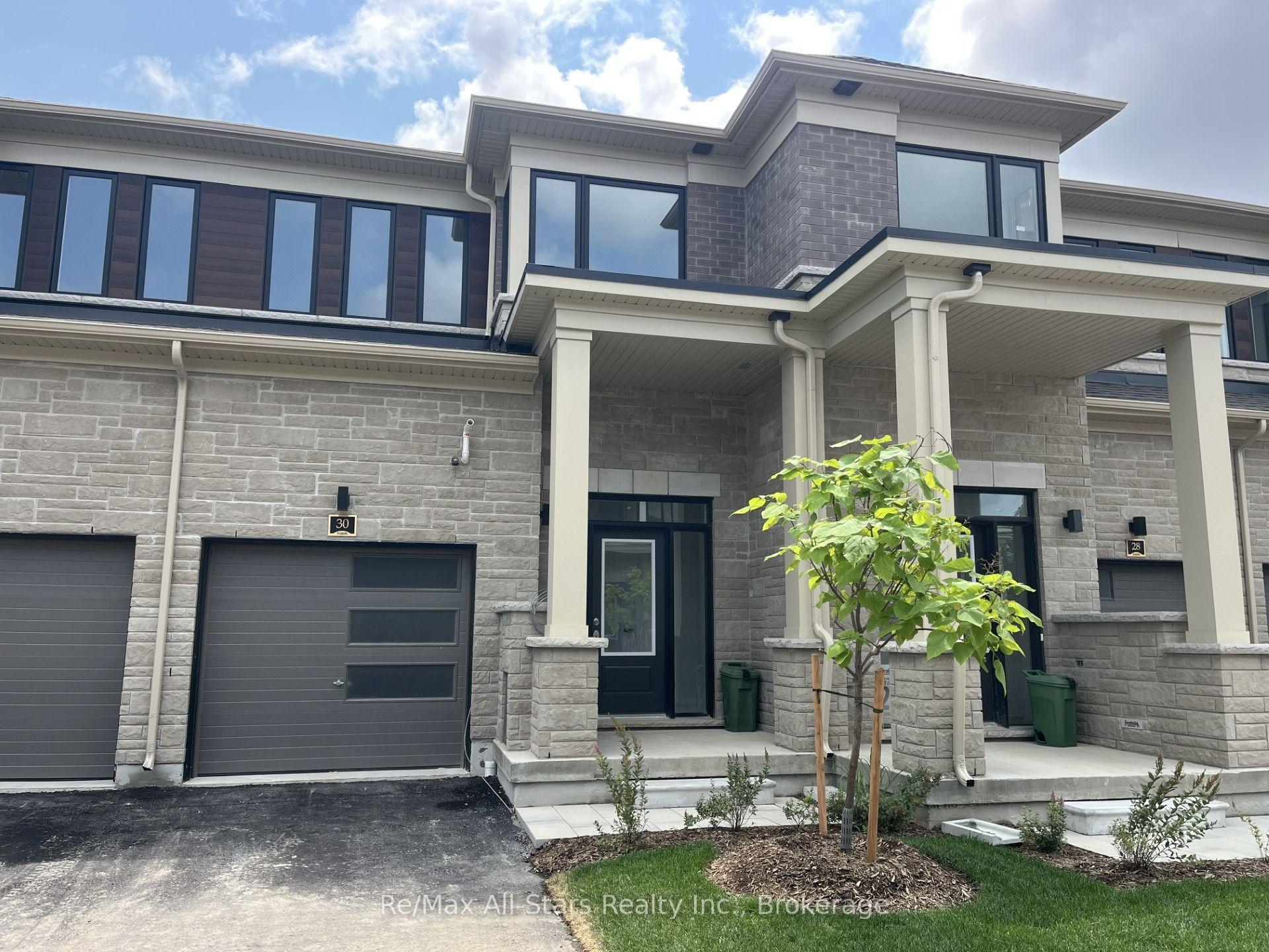 30 Ingle Way, Kawartha Lakes — Townhouse for lease, photo 1