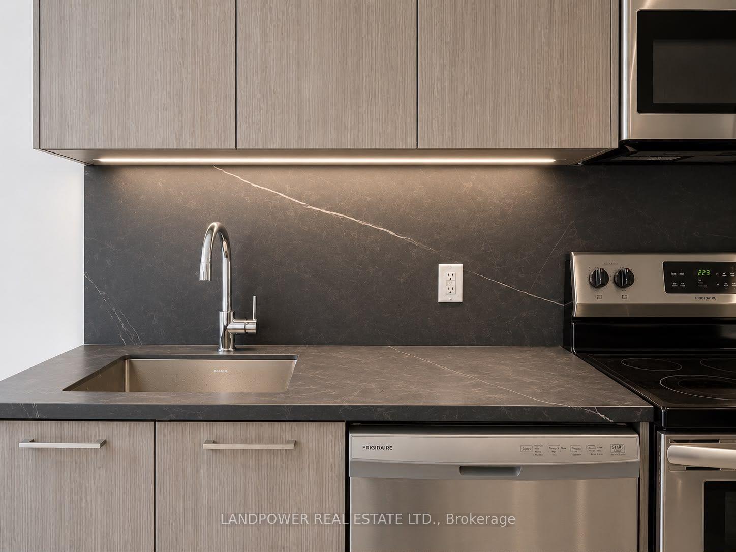 51 Winlock Park 25 #25, Toronto — Condo Town for lease, photo 1