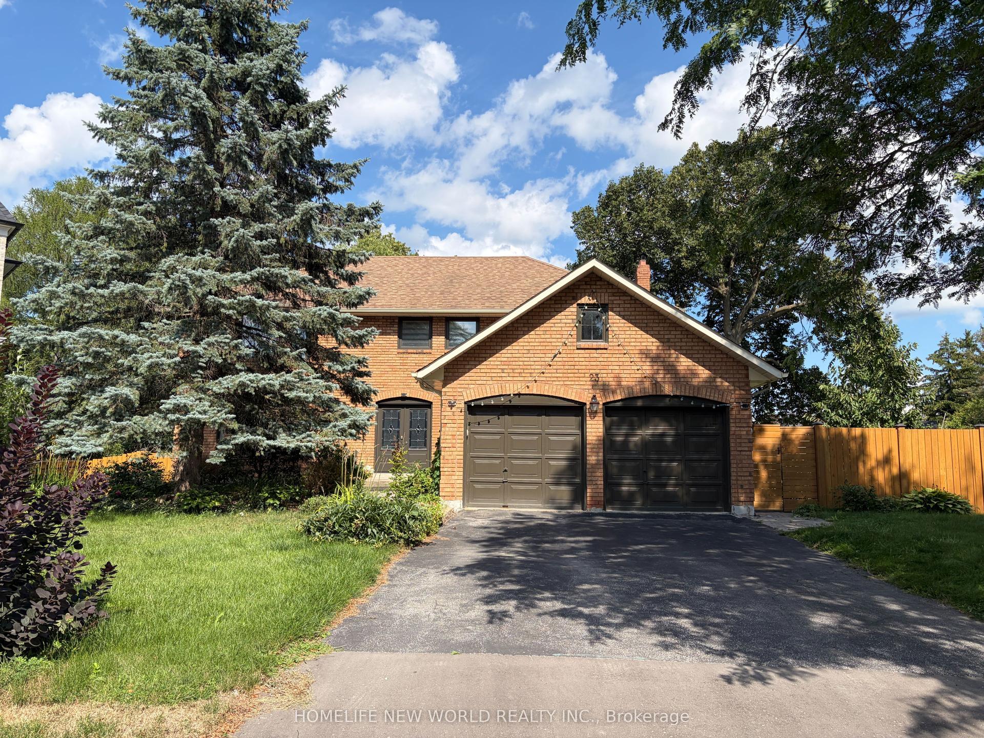 23 Lacey Court, Aurora — Detached for lease, photo 1