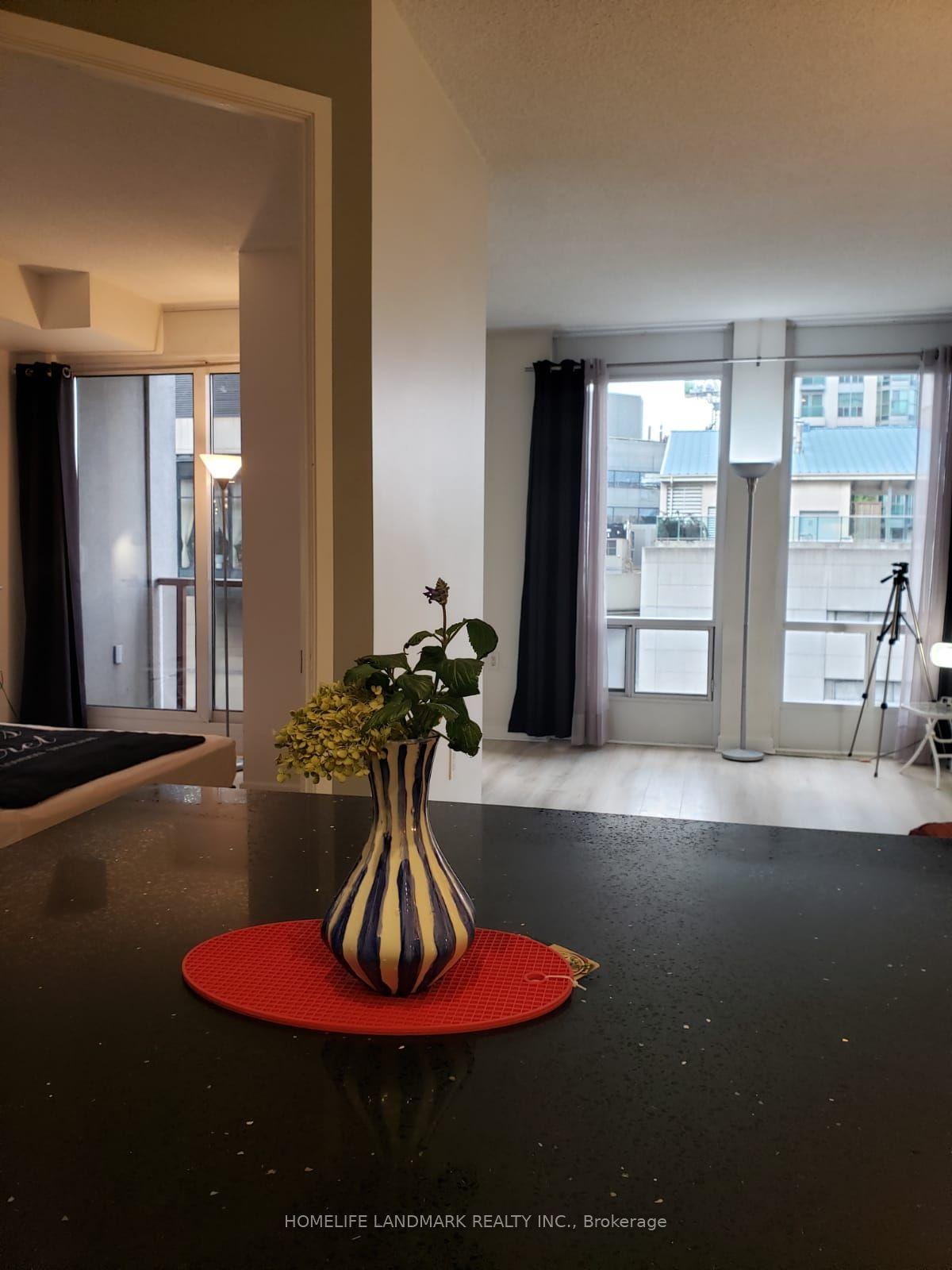 85 Bloor Street E 1203 #1203, Toronto — Condo for lease, photo 1