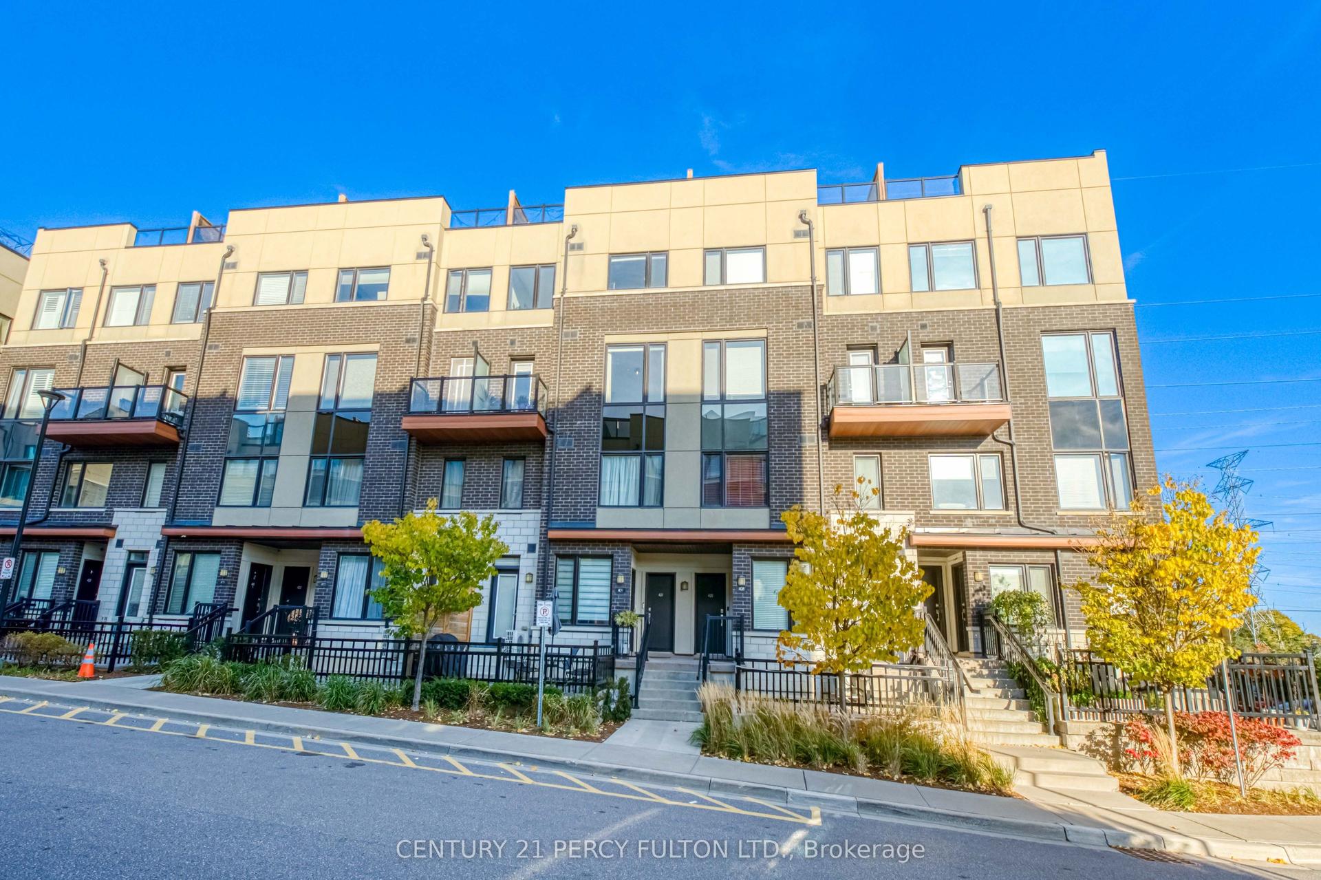 1555 Kingston Road 421 #421, Pickering — Condo Town for sale, photo 1