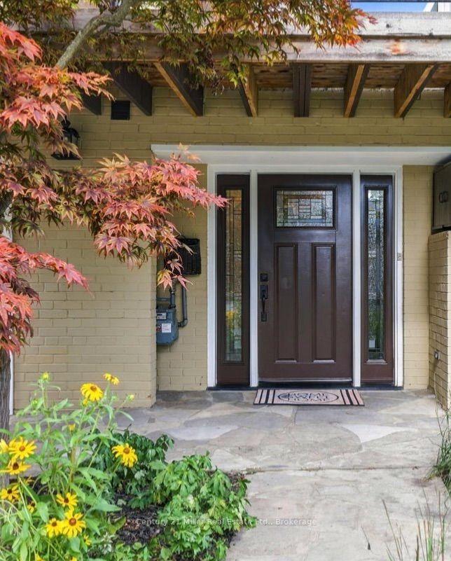 37 Tulip Street, Oakville — Townhouse for sale, photo 1