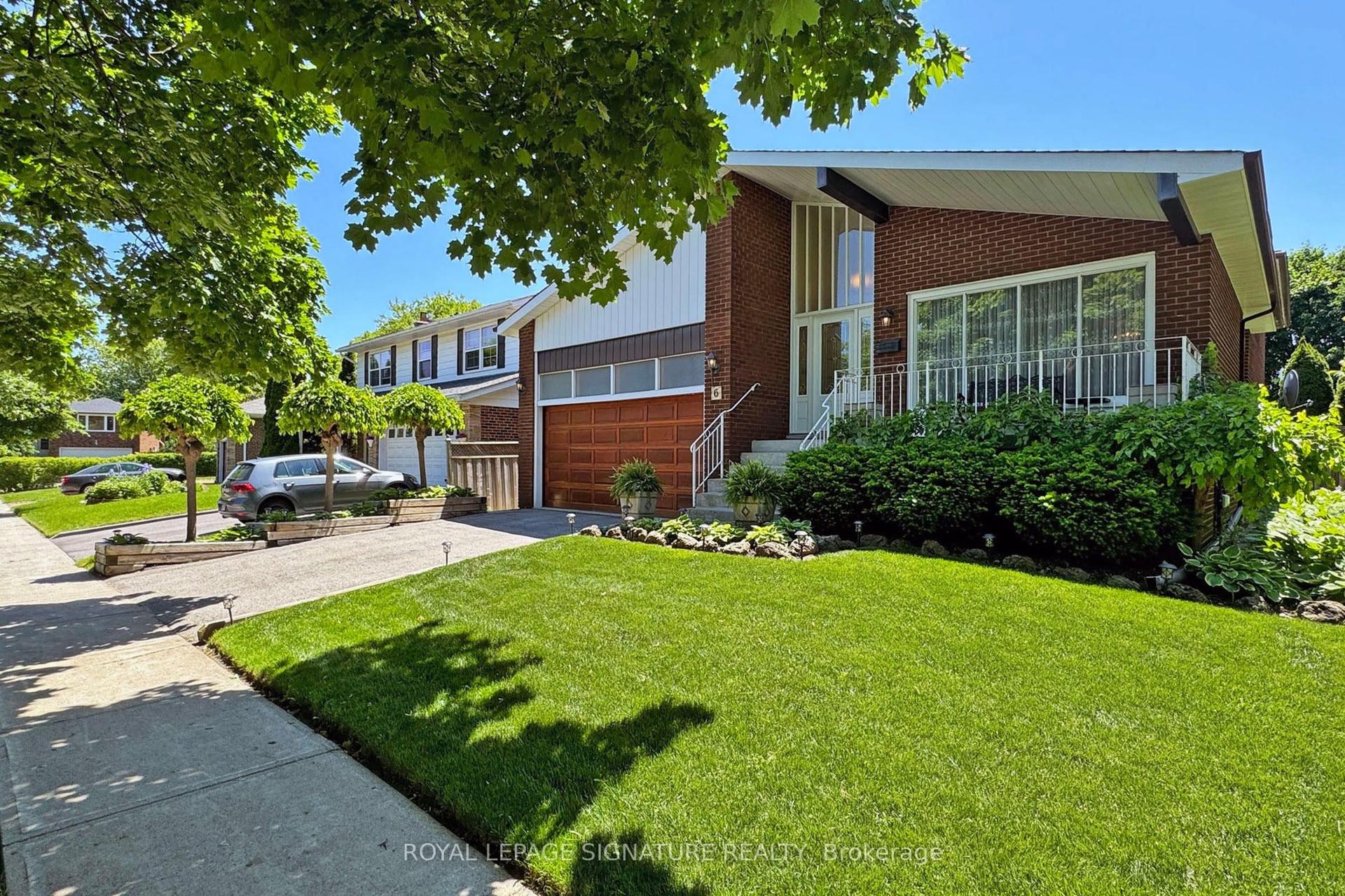 6 Kelvinway Drive — photo 1