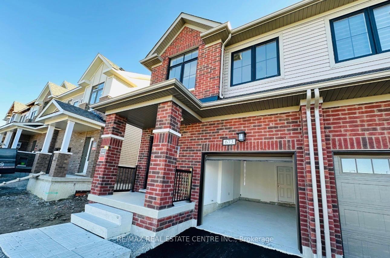 673 Ribstone Court, Oshawa — Townhouse for lease, photo 1