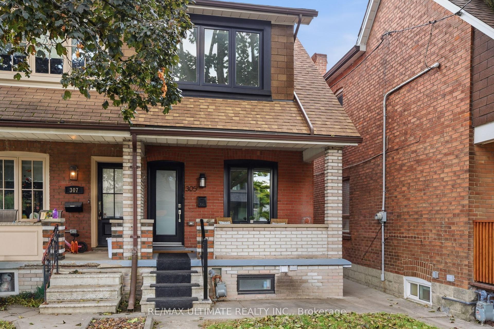 305 Winona Drive Main/Upper #Main/Upper, Toronto — Semi-Detached for lease, photo 1
