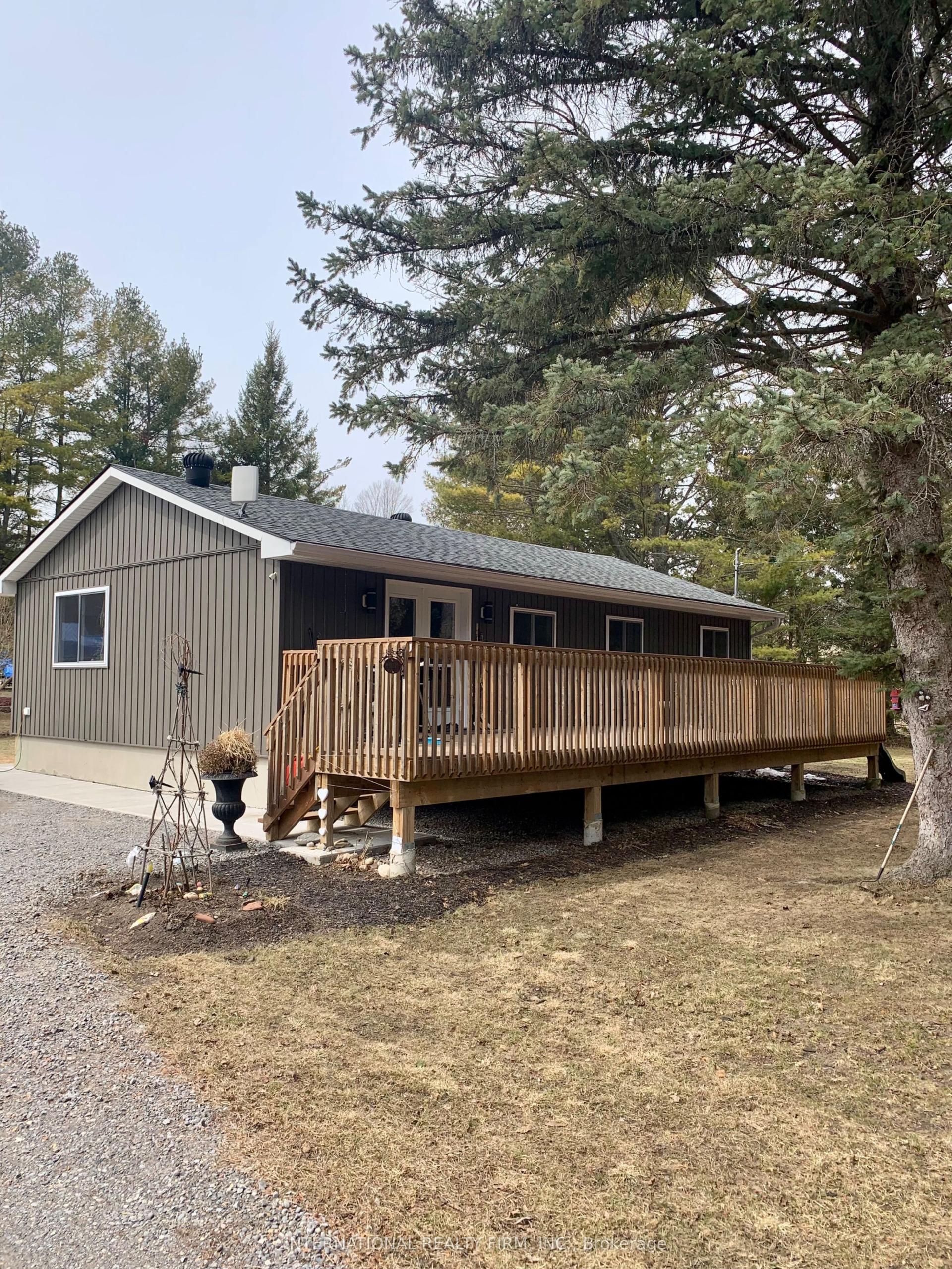 5292 Harris Boatworks Road — photo 1