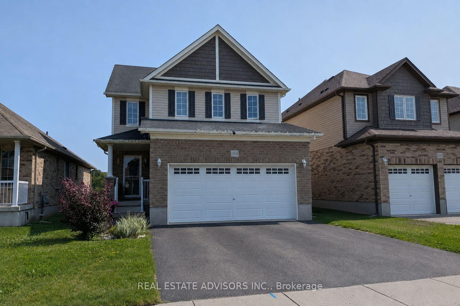 1364 Caen Avenue, Woodstock — Detached for lease, photo 1