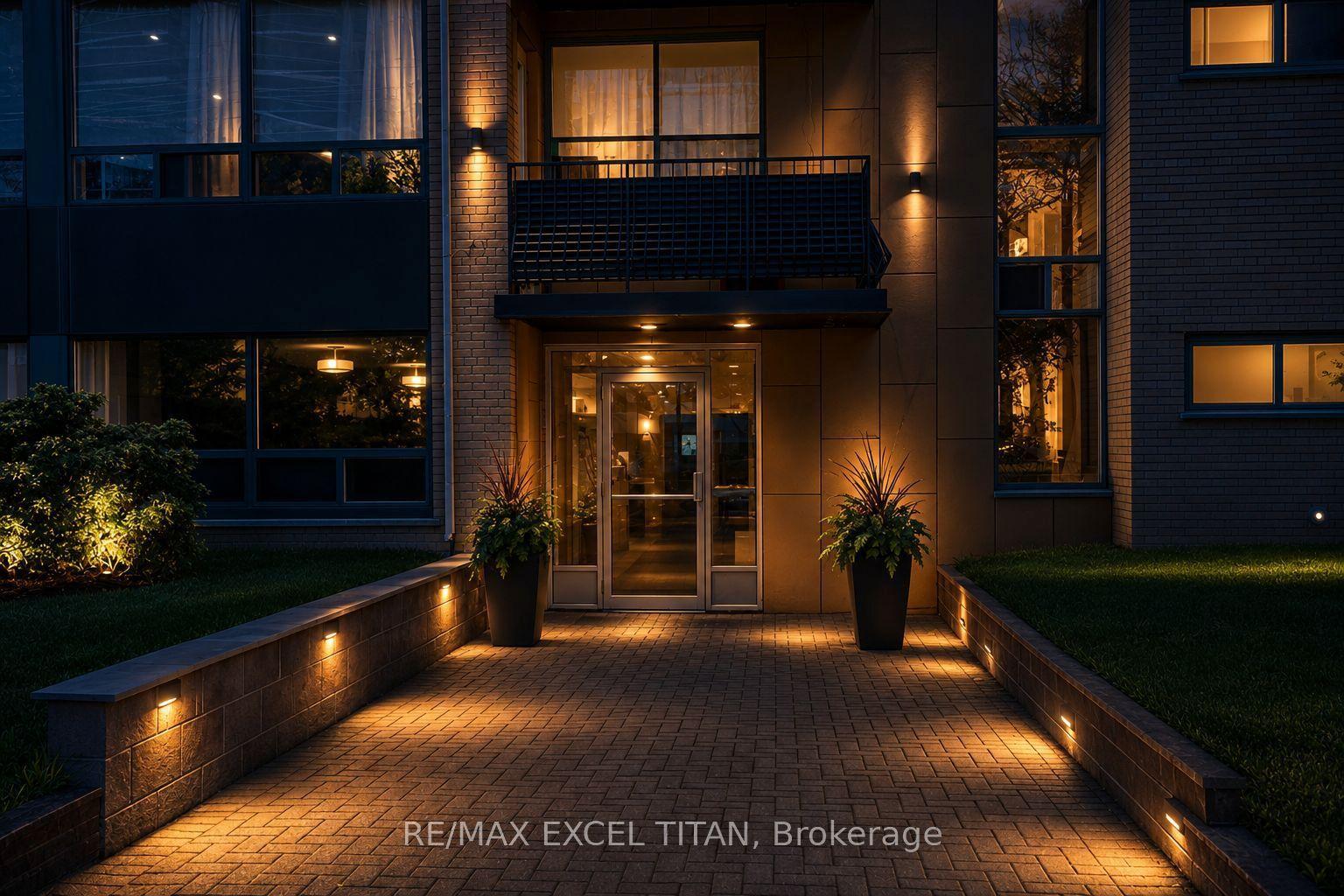 77 Erskine Avenue 308 #308, Toronto — Condo for lease, photo 1