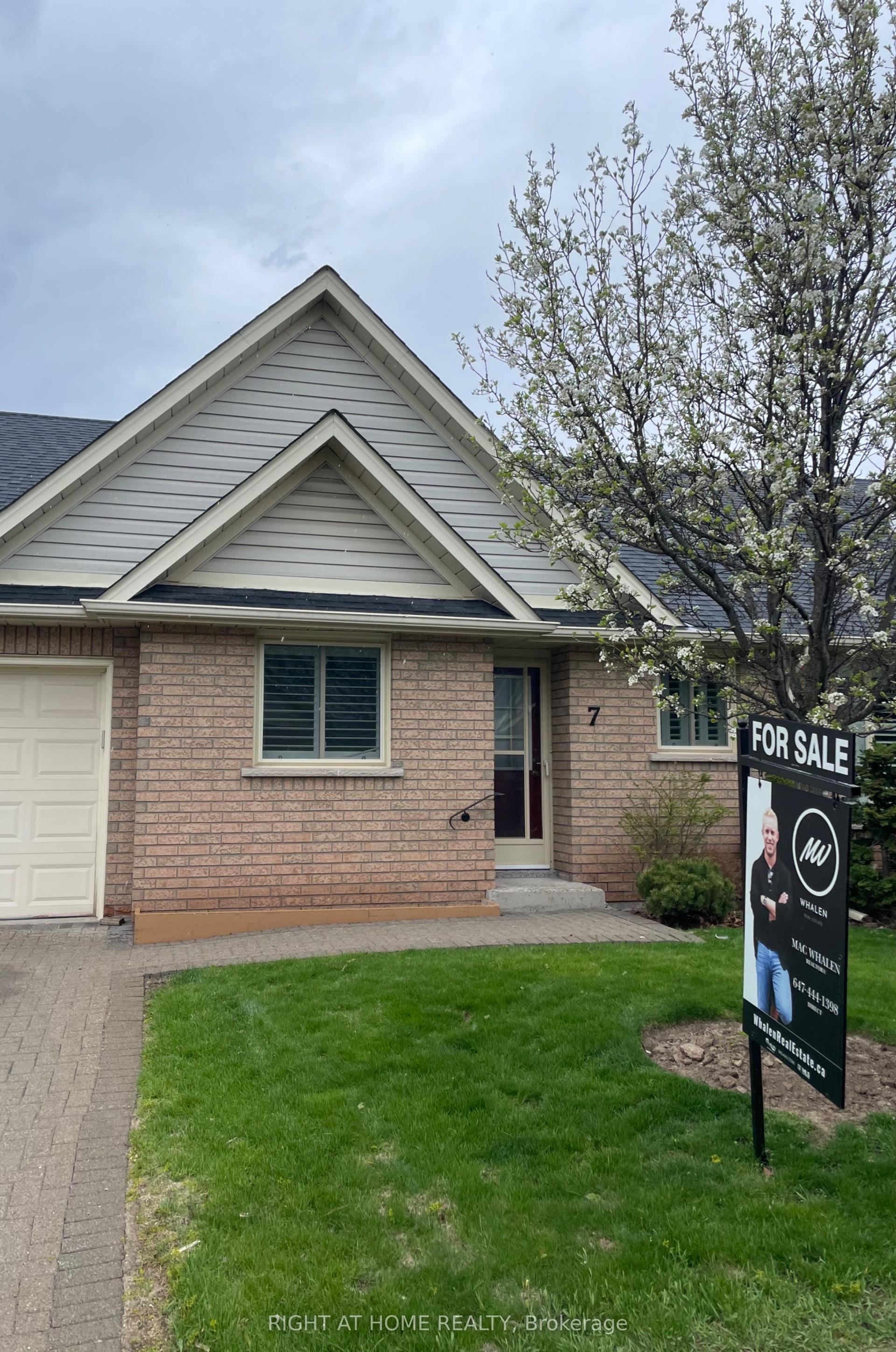 165 Main Street E 7 #7 — photo 1