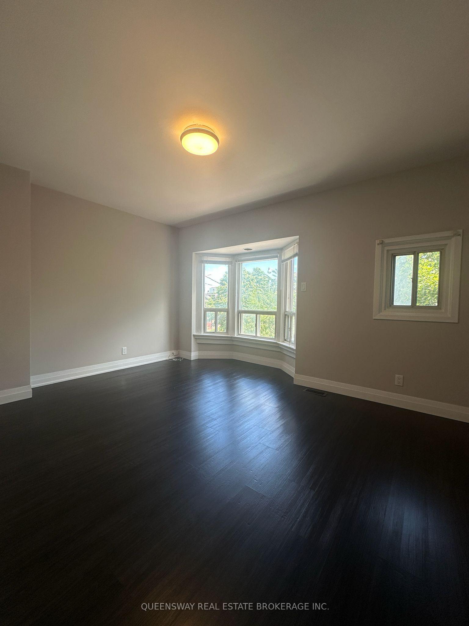 68 MELVILLE Avenue UPPER #UPPER — photo 1
