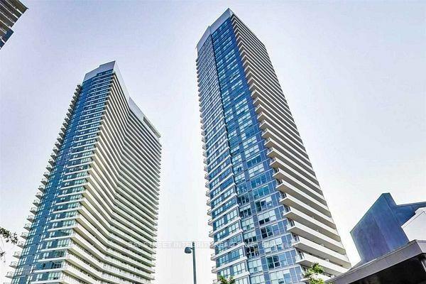 117 McMahon Drive 303 #303 — photo 1