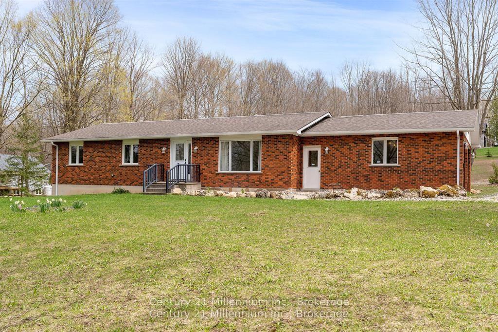 205 Napoleon Street — photo 1